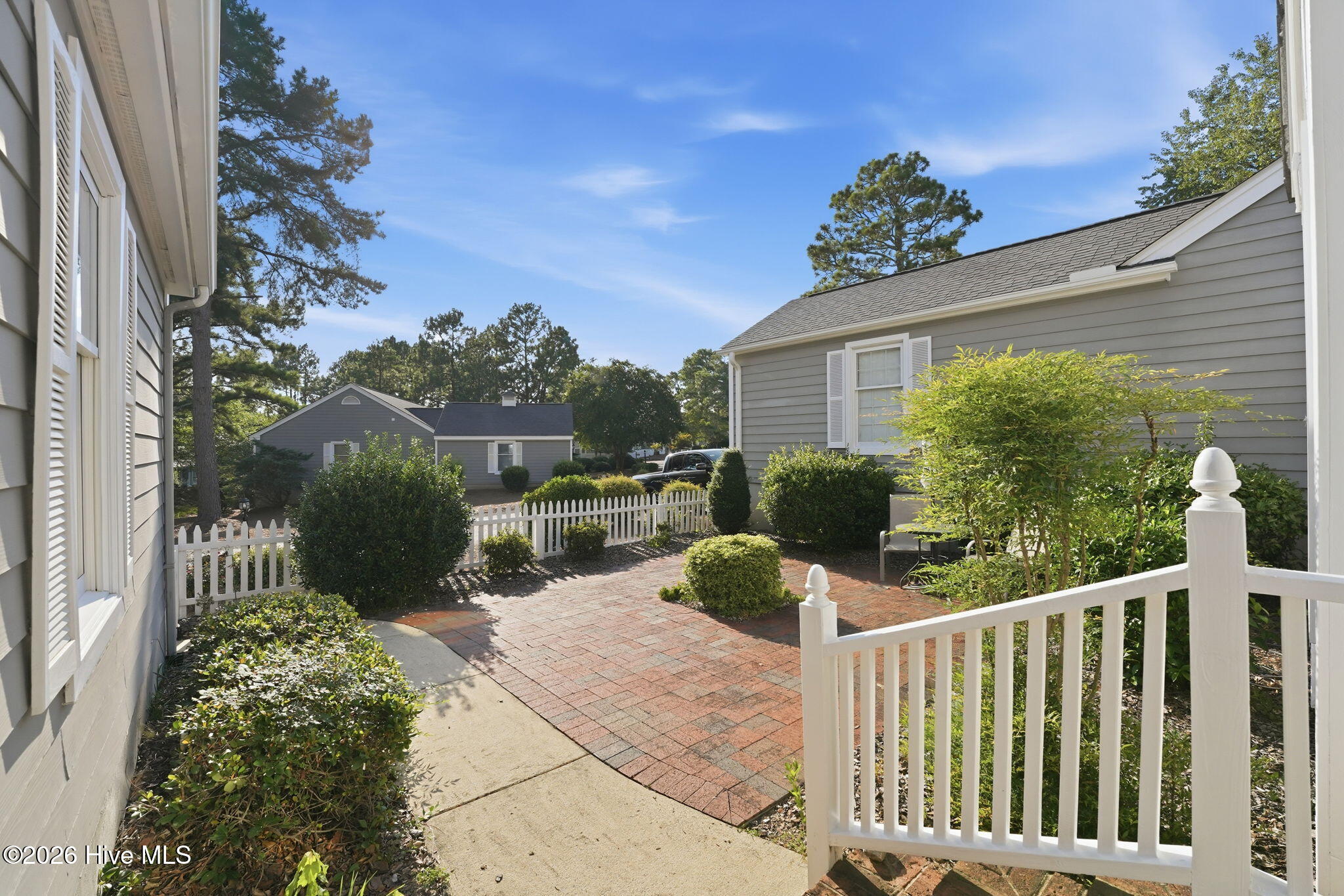 2302 Wentworth Circle Property Photo 36