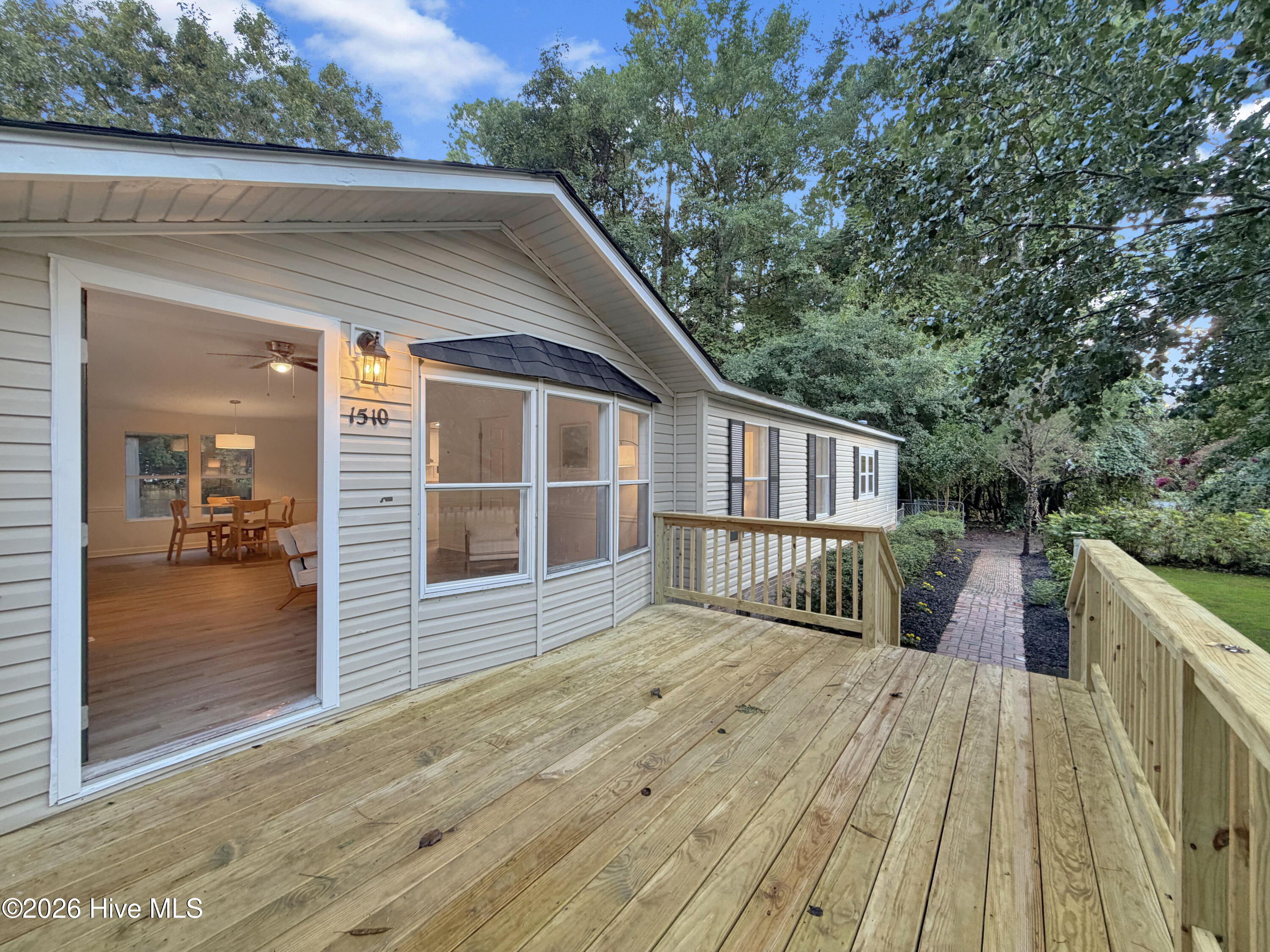 1510 Sac Trail Property Photo 3