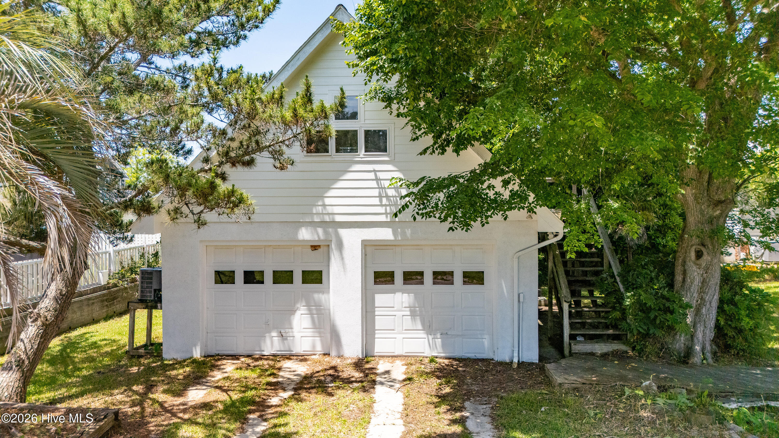 1105 Evans Street Property Photo 5