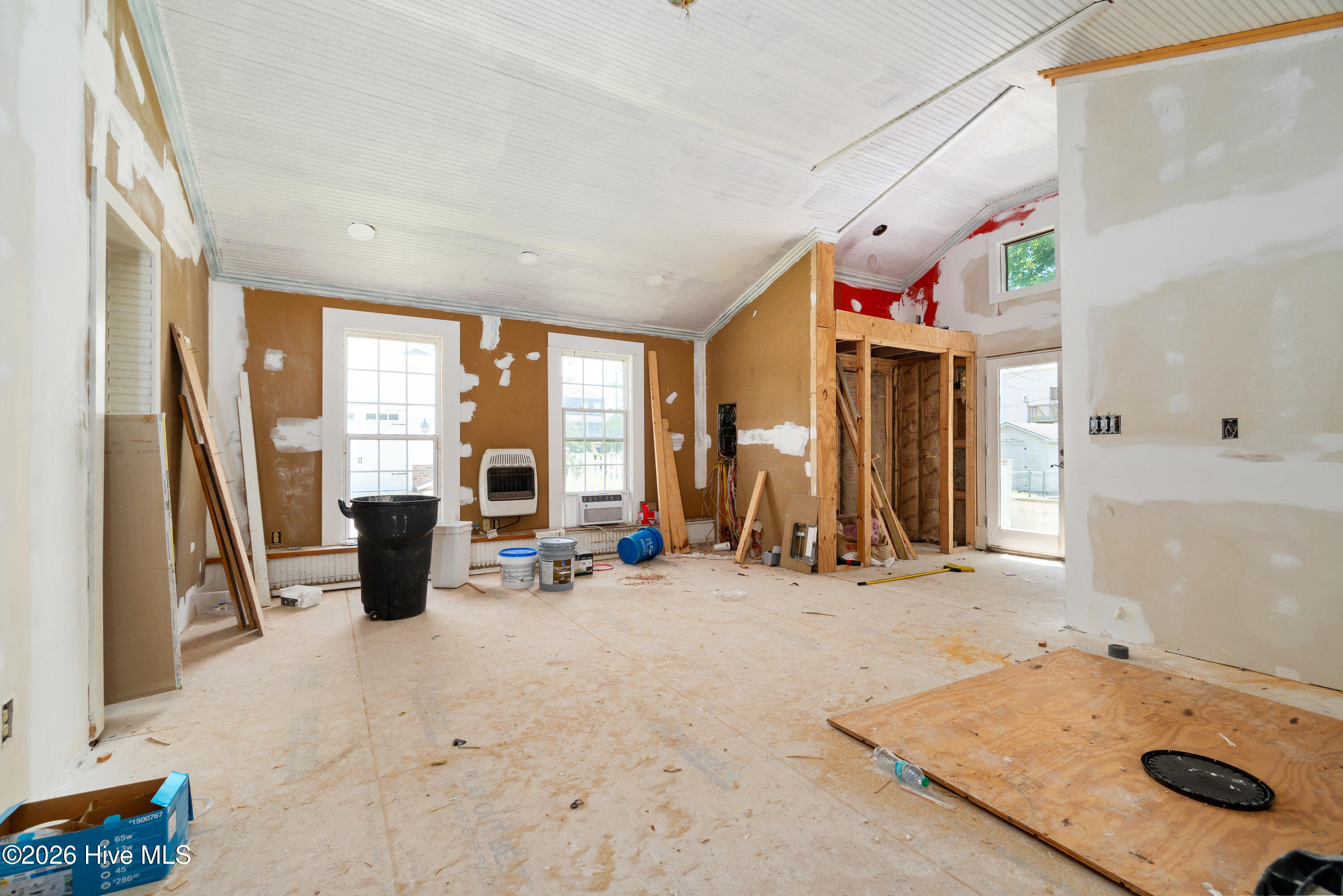 1105 Evans Street Property Photo 10