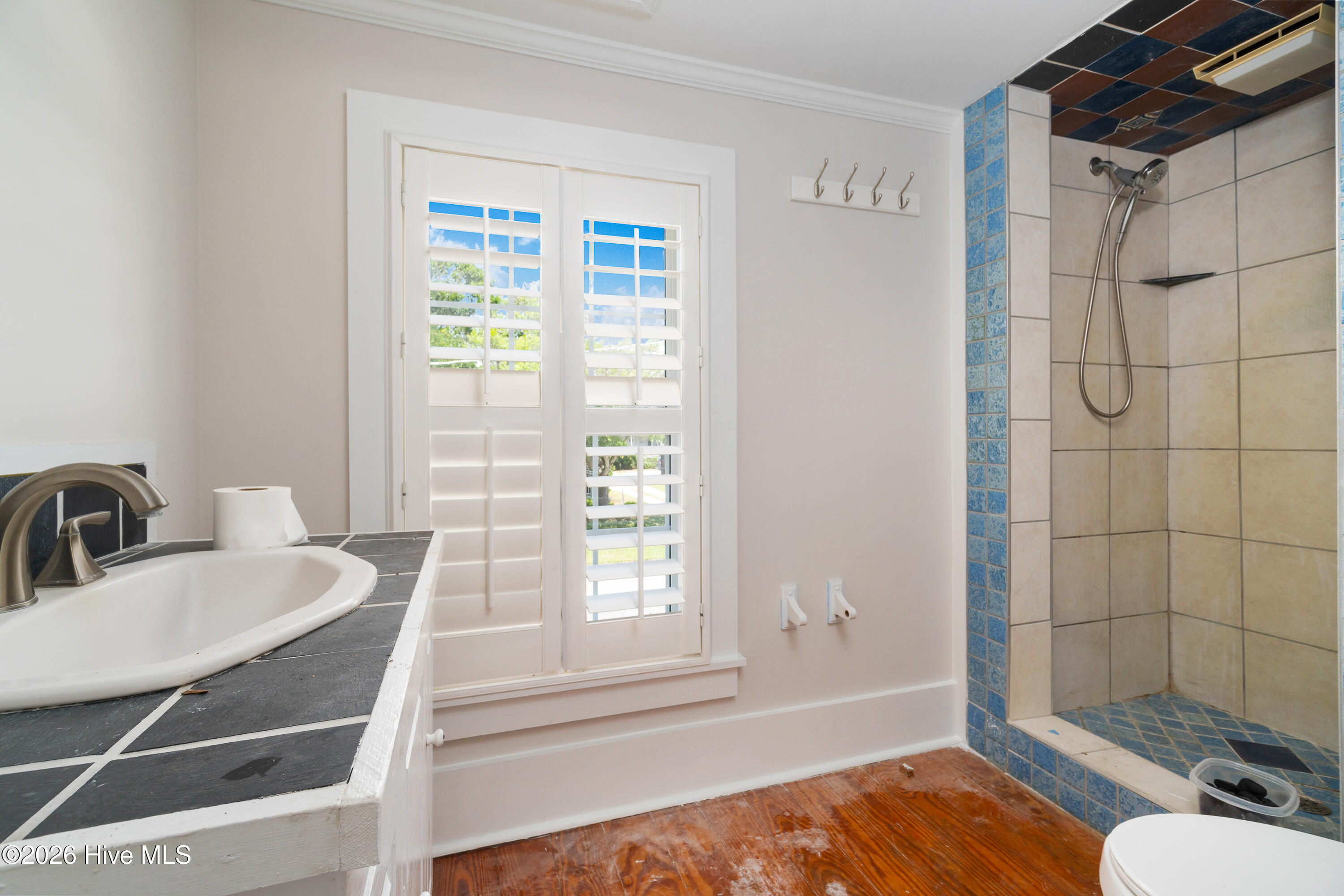1105 Evans Street Property Photo 14