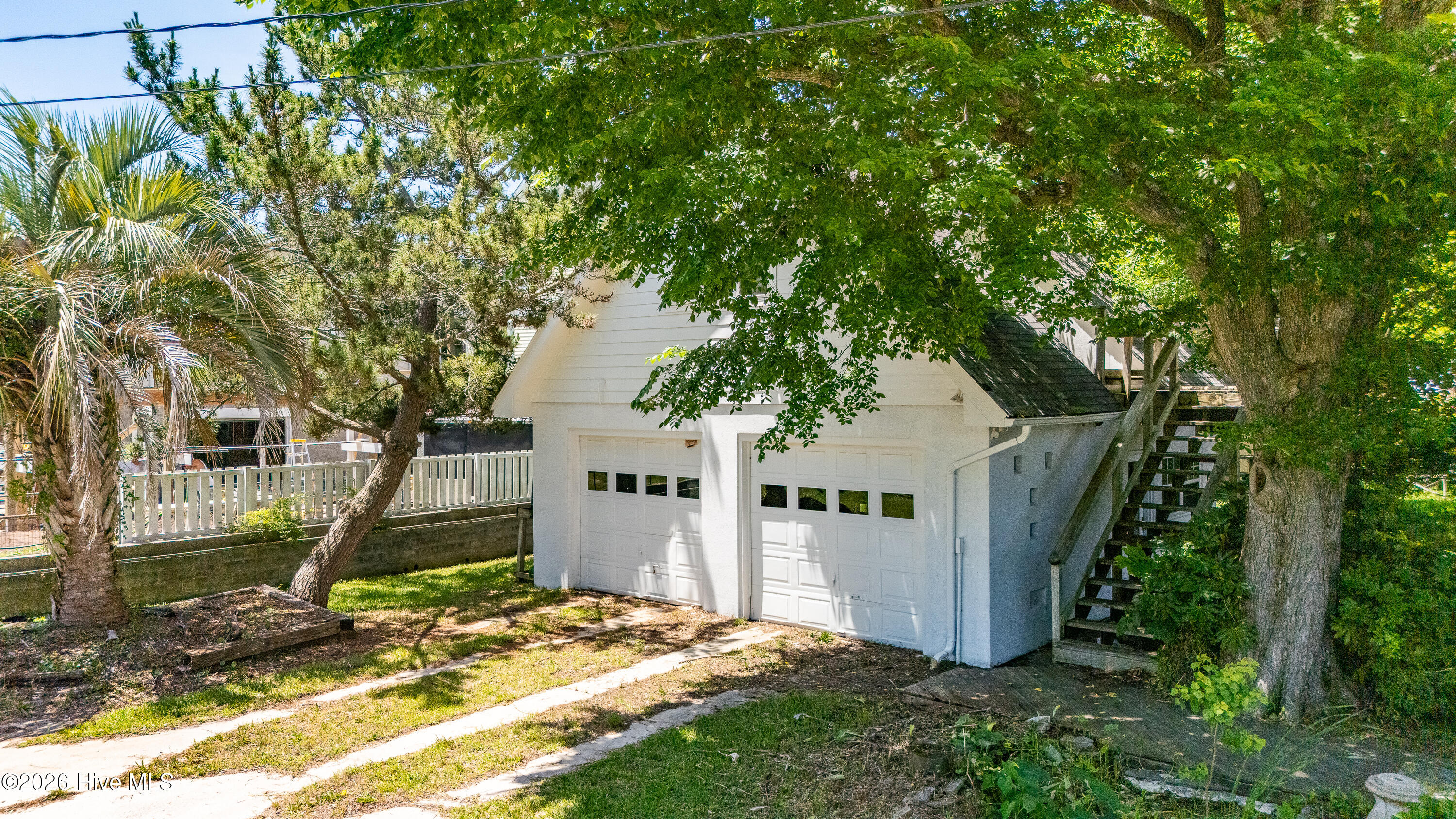 1105 Evans Street Property Photo 23