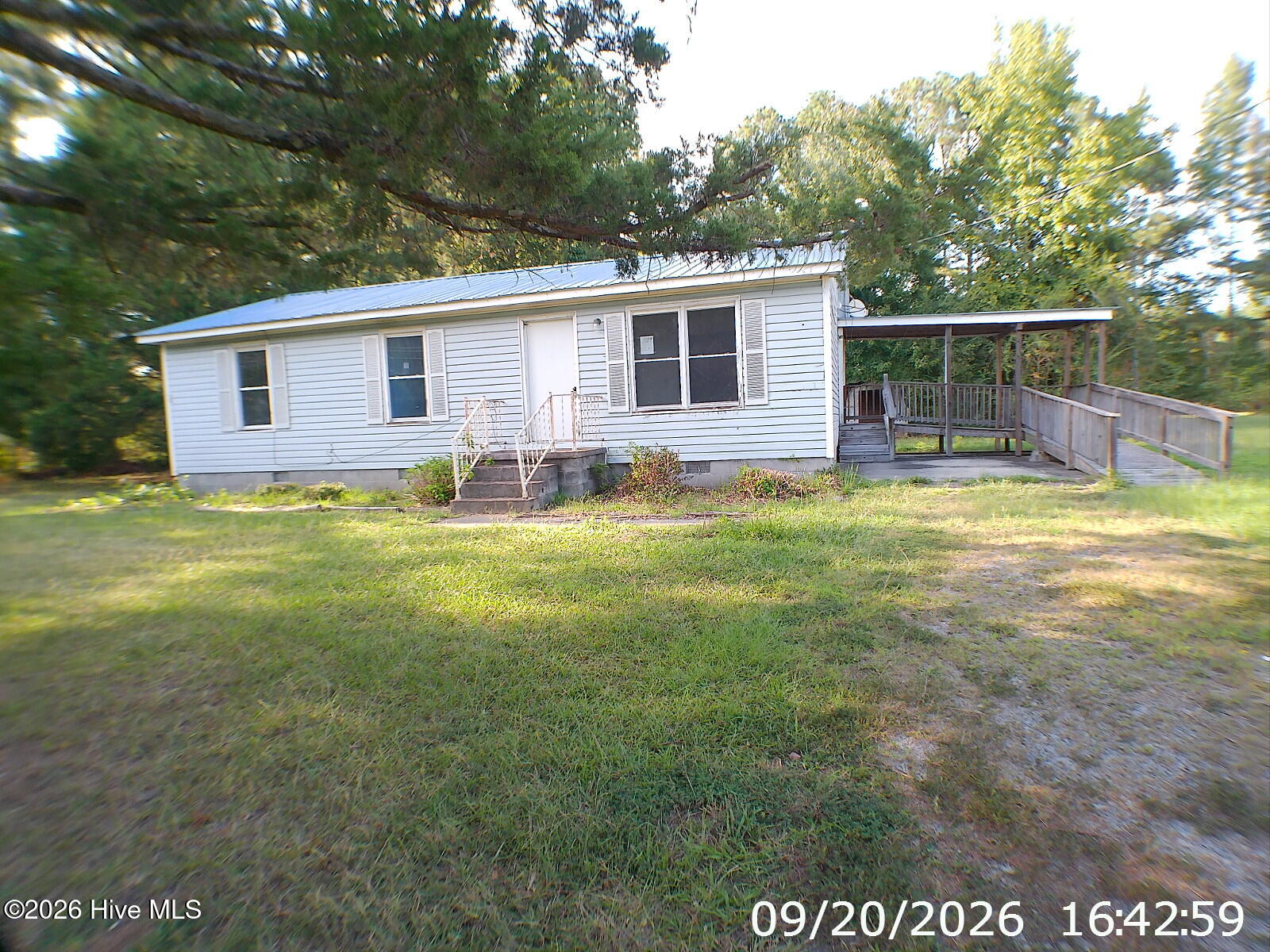 1153 Connaritsa Road Property Photo 1