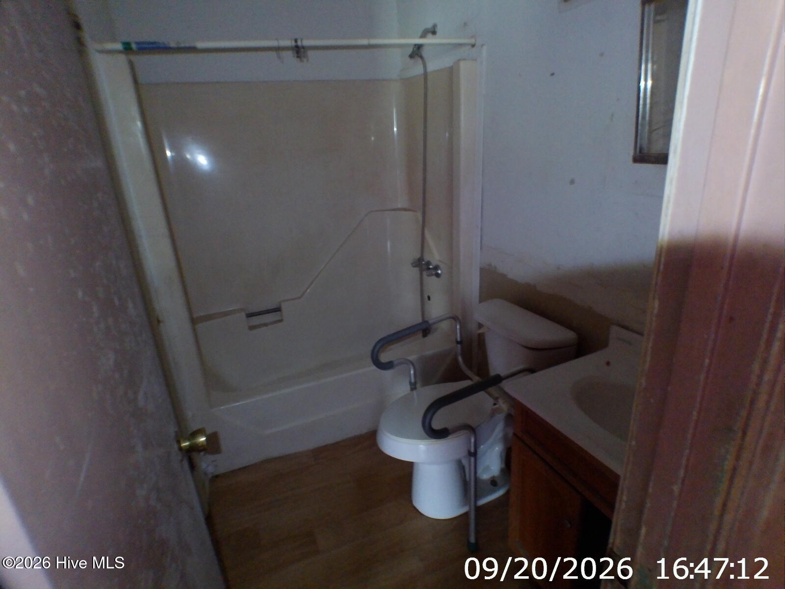 1153 Connaritsa Road Property Photo 8