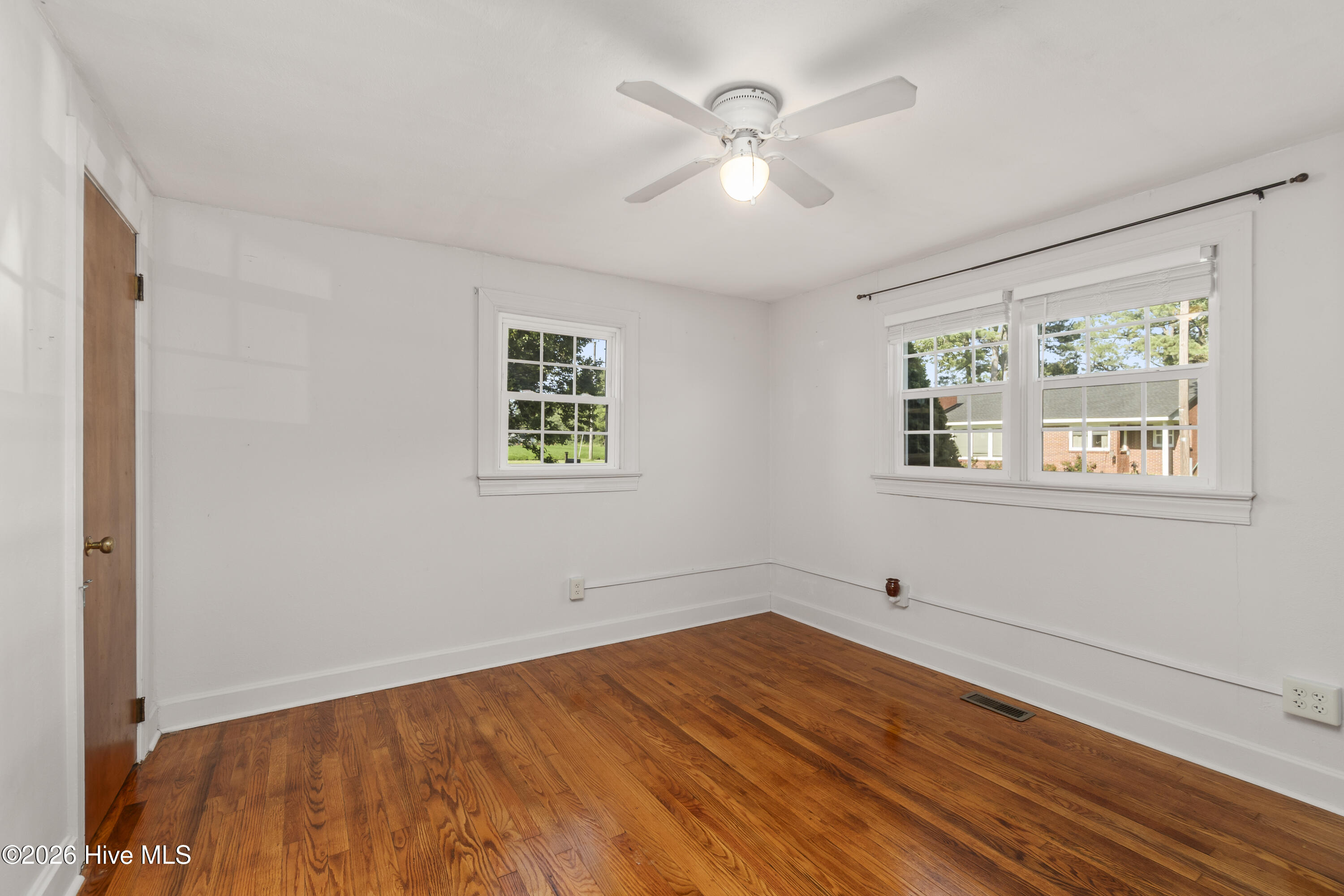 202 Academy Street Property Photo 7