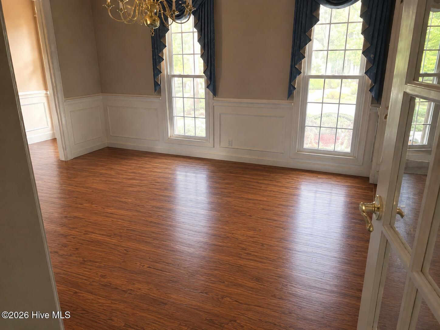 229 Post Oak Lane Property Photo 2