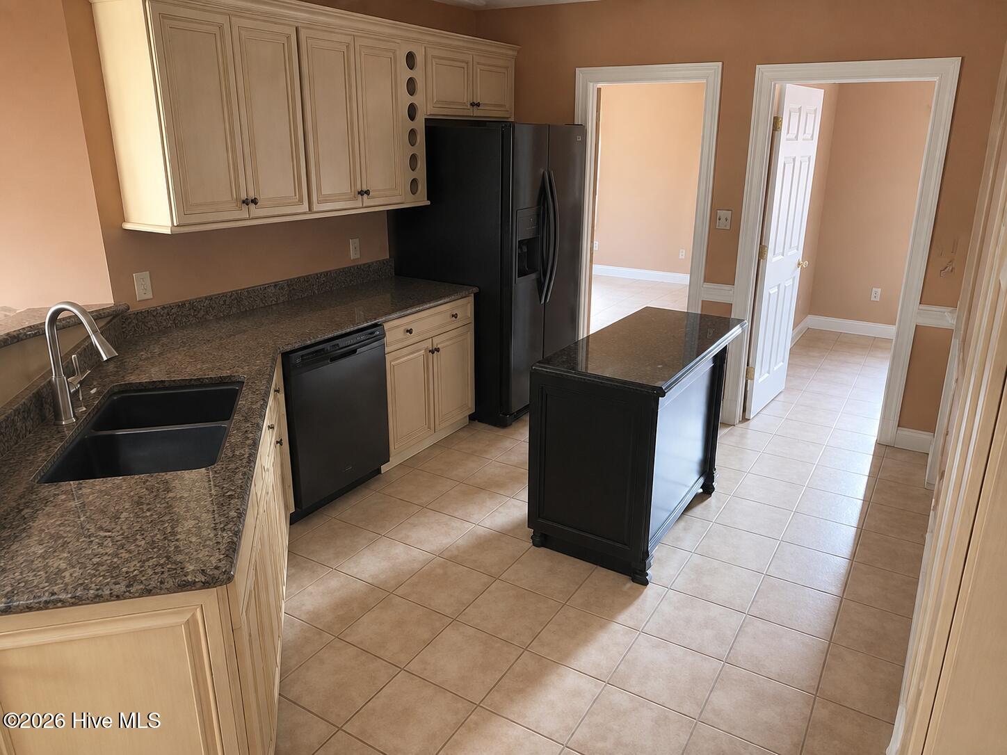 229 Post Oak Lane Property Photo 3