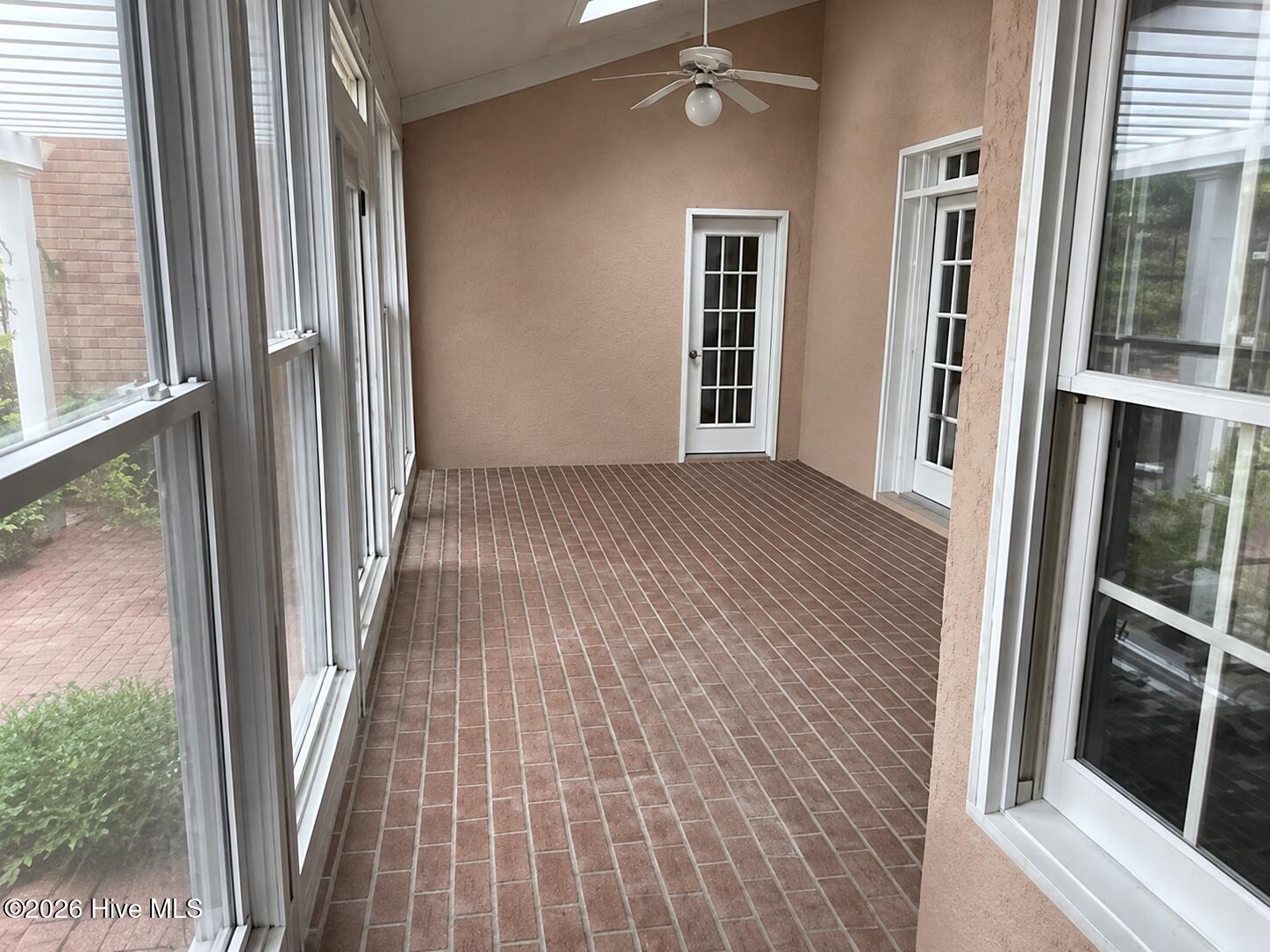 229 Post Oak Lane Property Photo 12