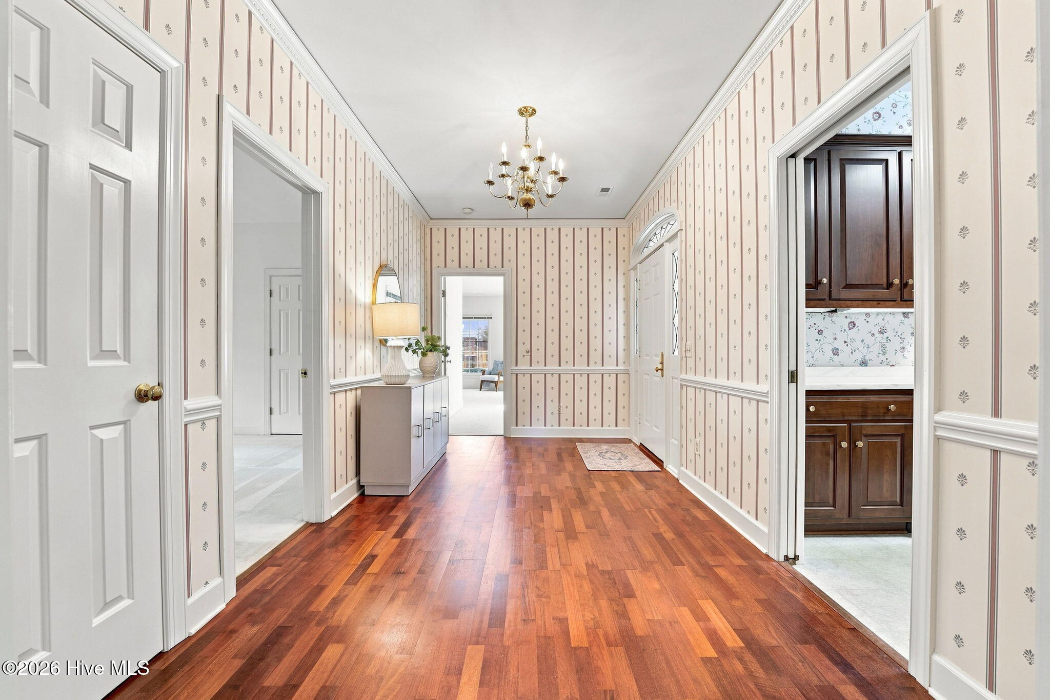 42 Alston Place Property Photo 6