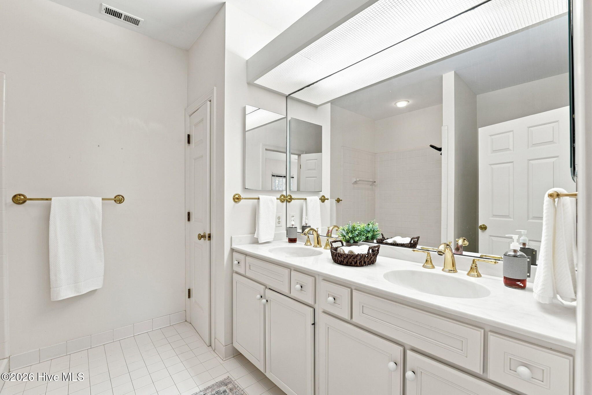 42 Alston Place Property Photo 10