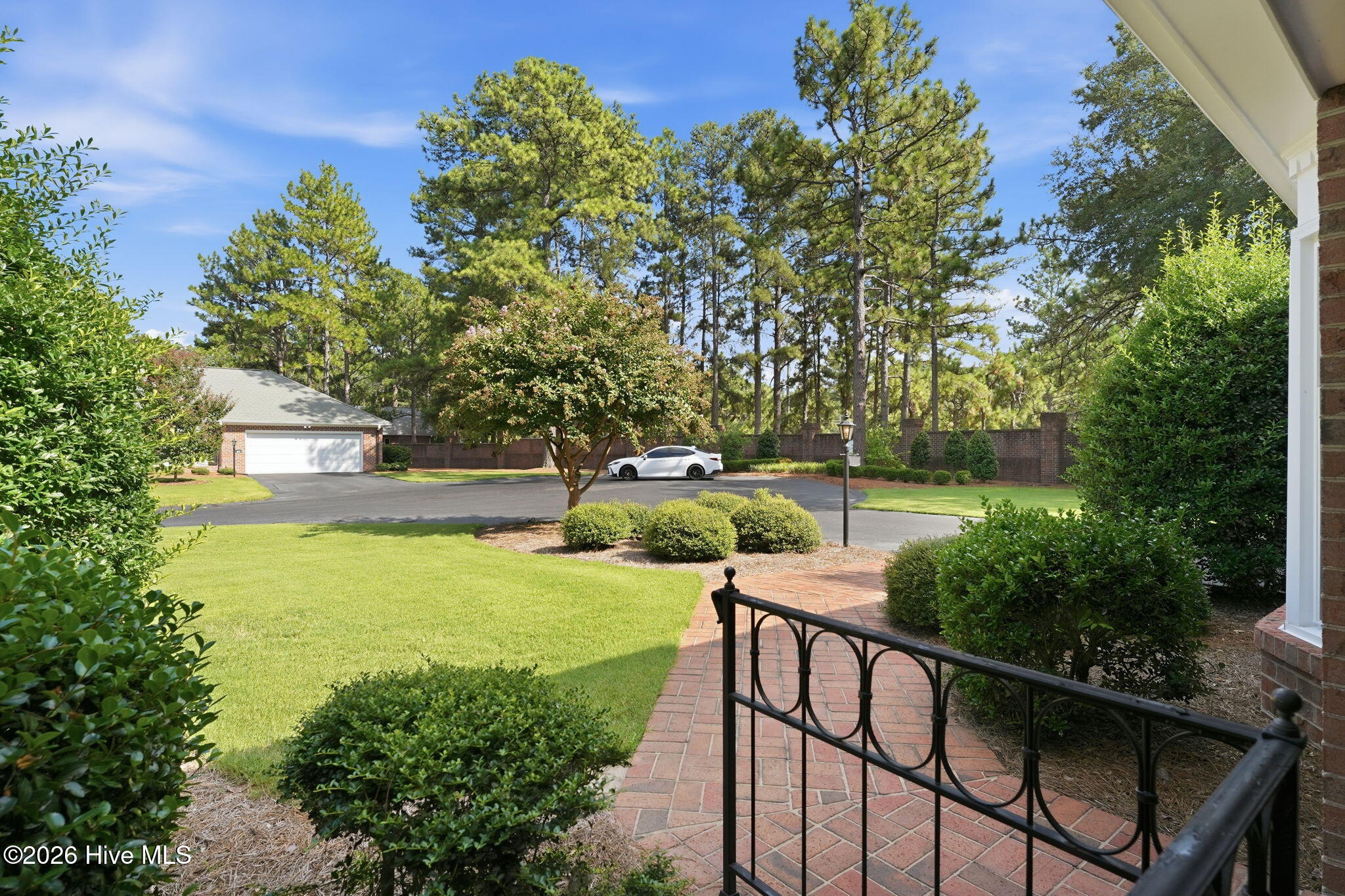 42 Alston Place Property Photo 40