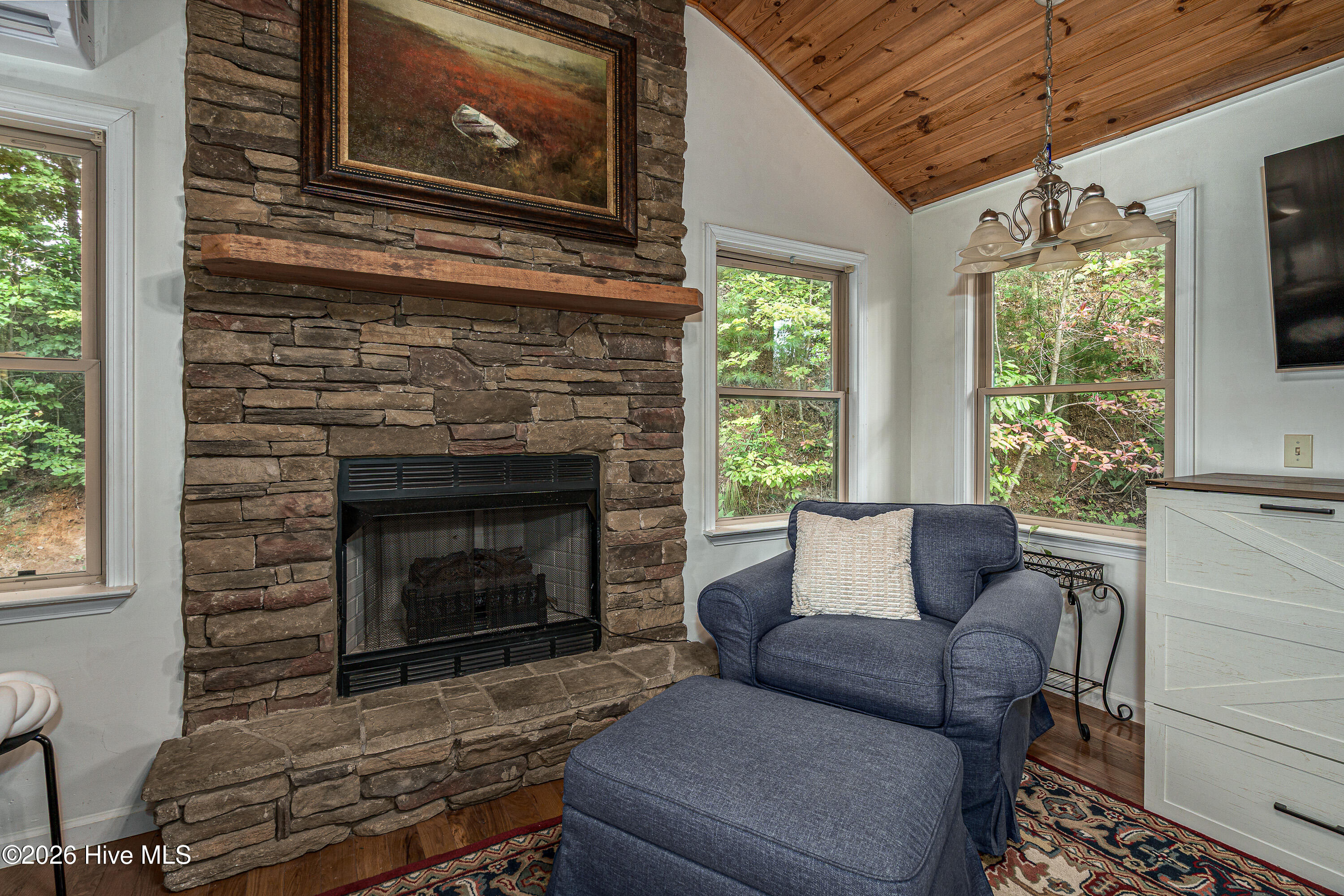 643 Zekes Trail Property Photo 6