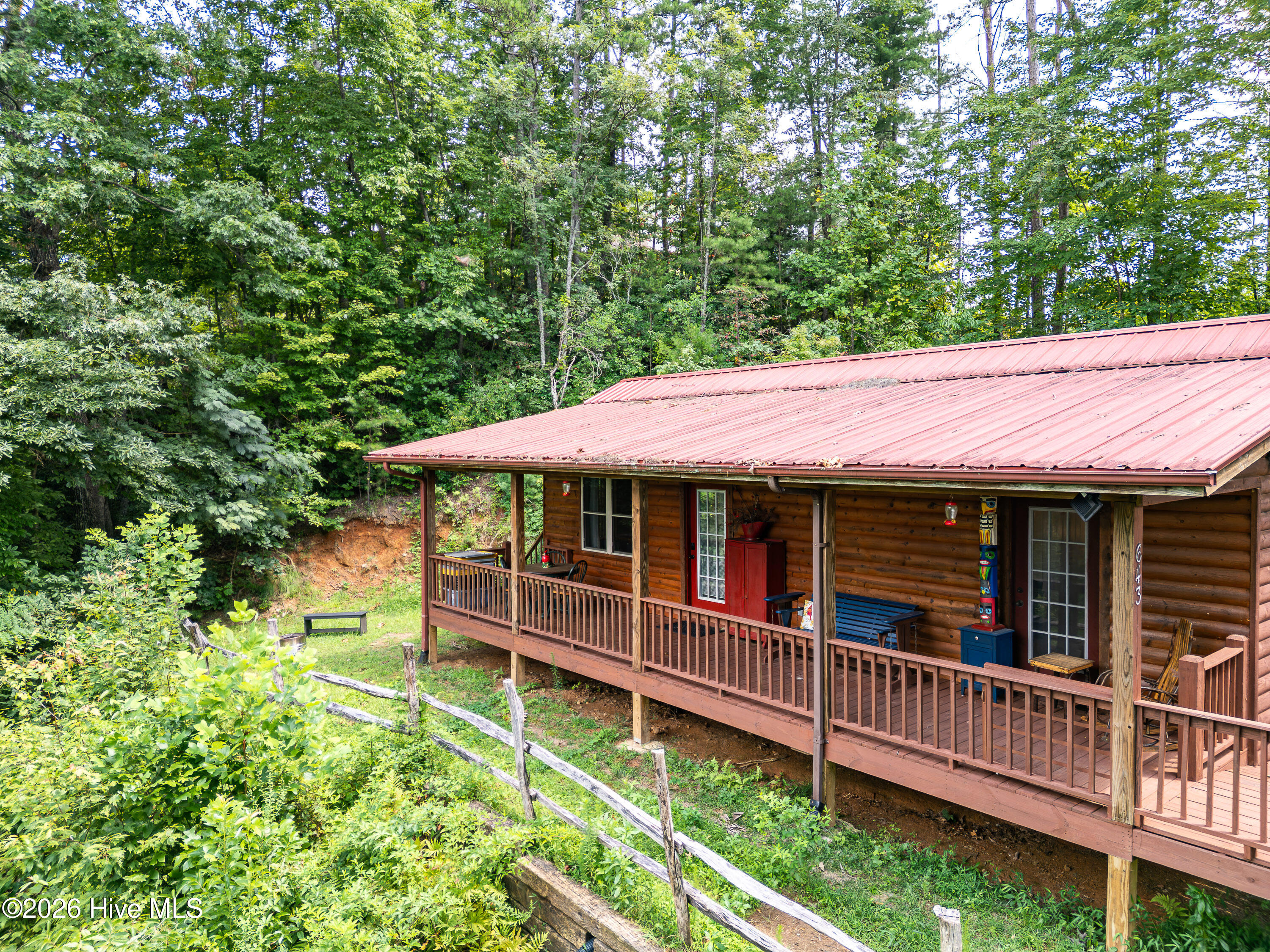 643 Zekes Trail Property Photo 15