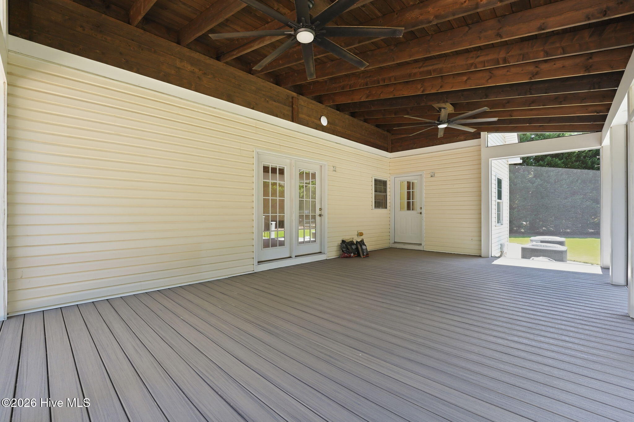 5 Stallion Place Property Photo 45