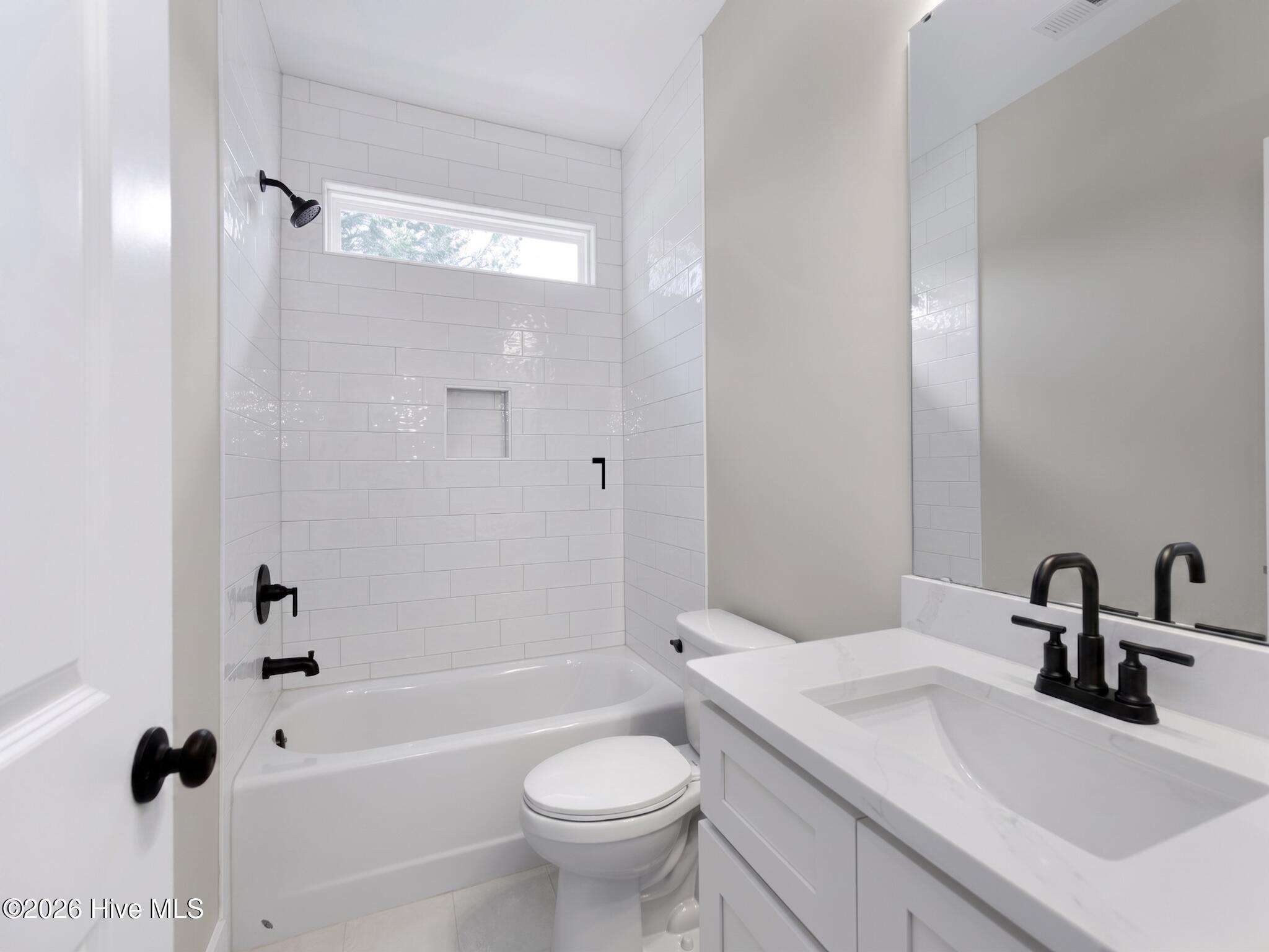 1741 Stella Way Property Photo 2
