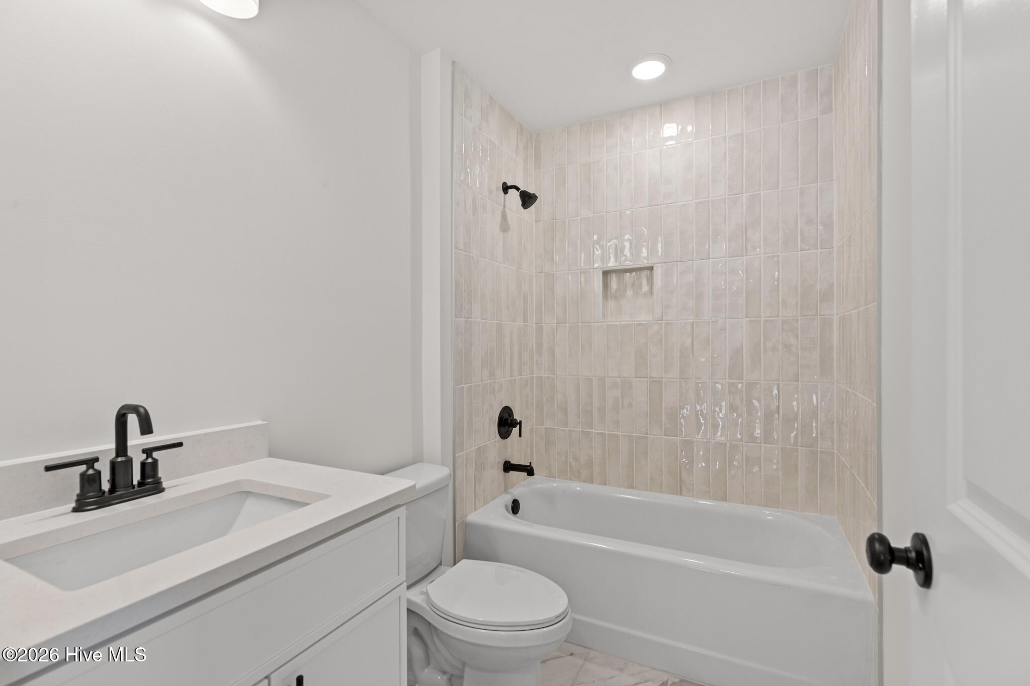 1741 Stella Way Property Photo 10