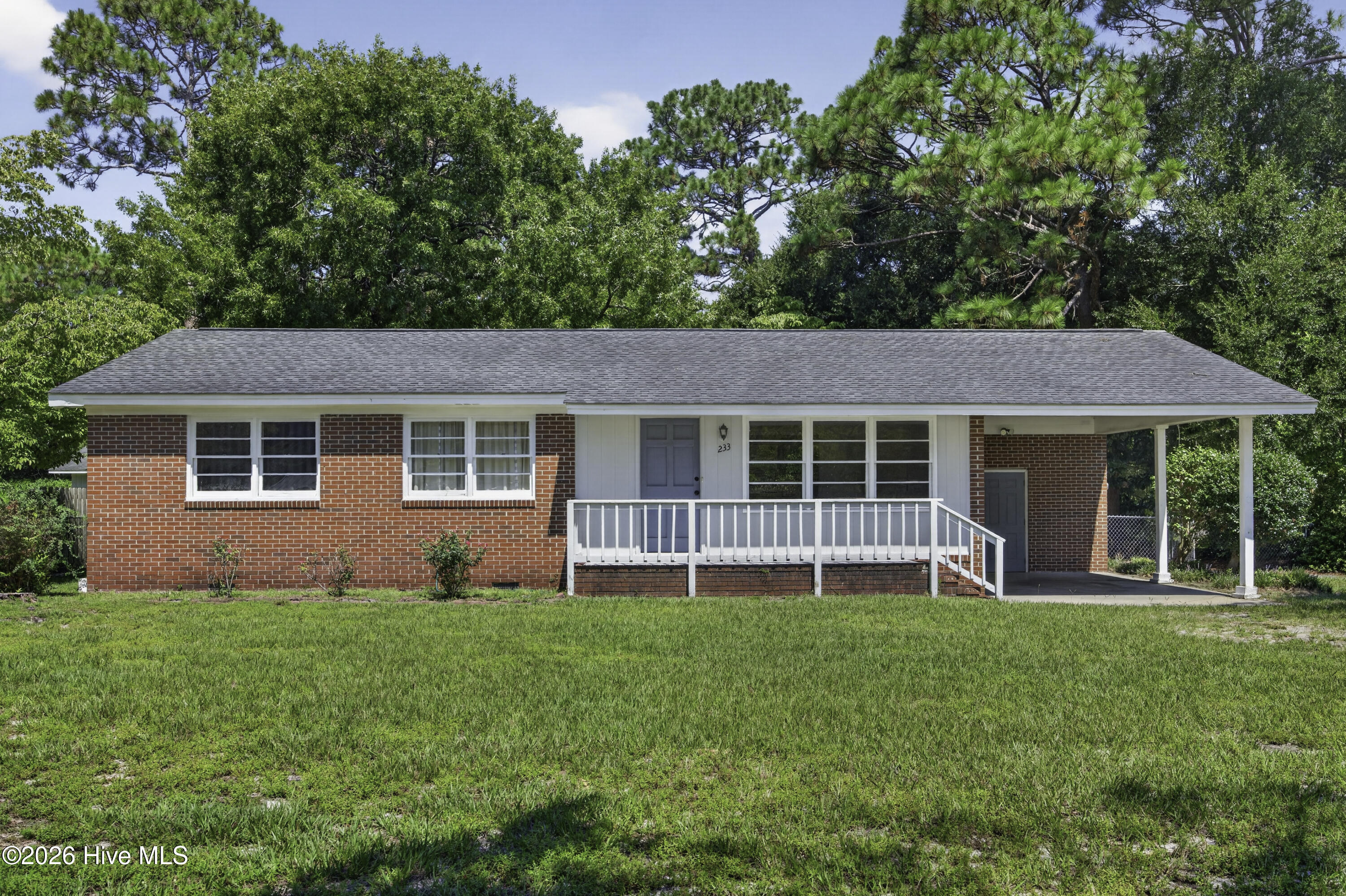 233 Long Leaf Acres Drive Property Photo 1