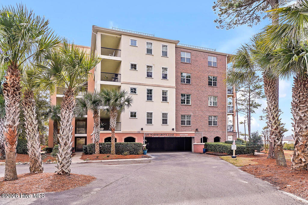 2100 Marsh Grove Lane Unit 2105 Property Photo 4