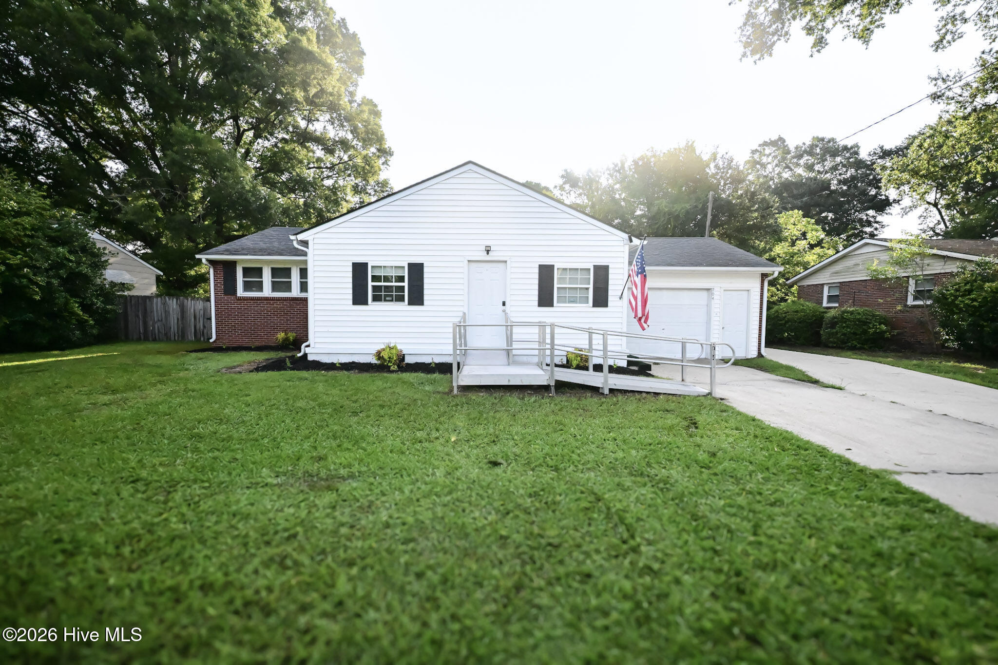 704 Henderson Drive Property Photo 1