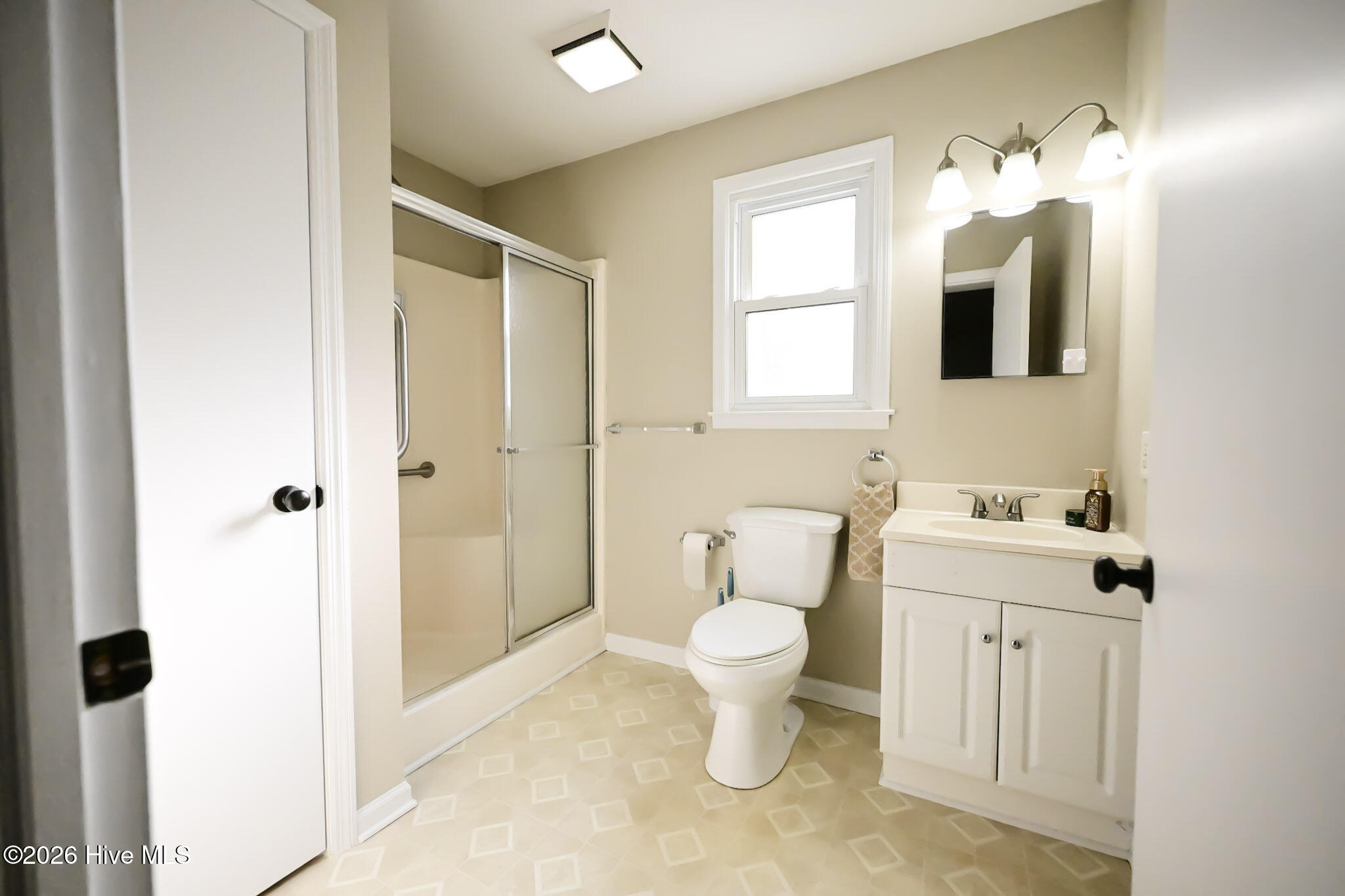 704 Henderson Drive Property Photo 19