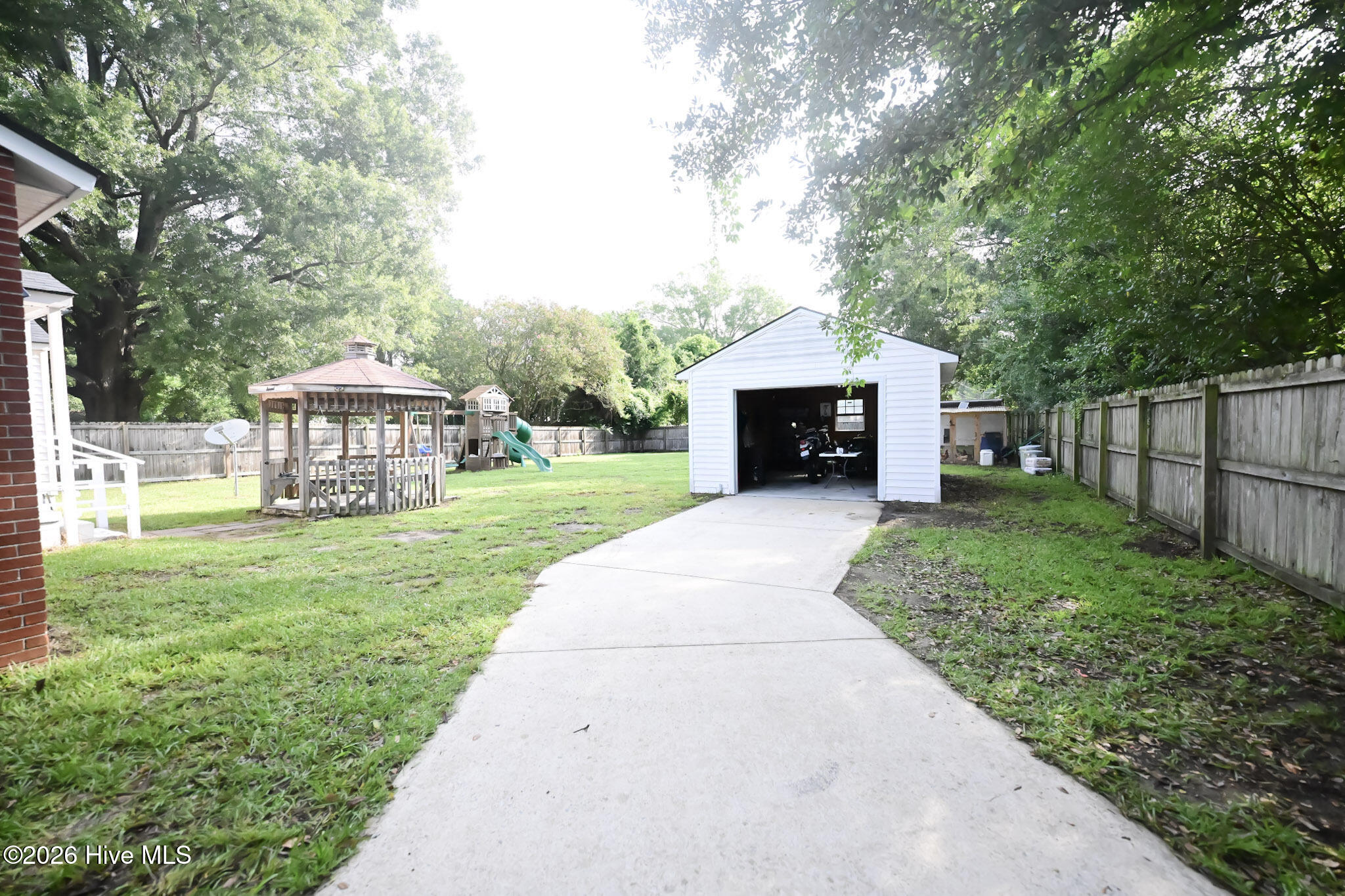 704 Henderson Drive Property Photo 24