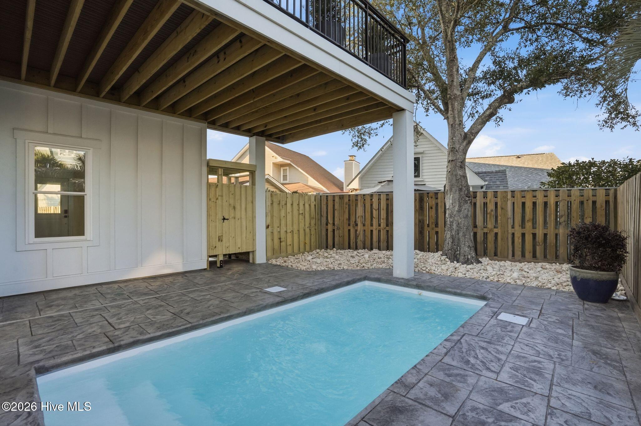 1109 Swordfish Lane Property Photo 3