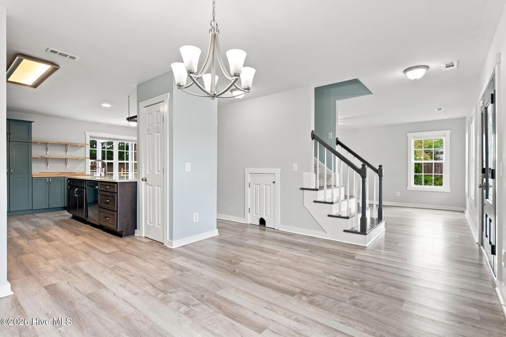 223 Planters Court Property Photo 10