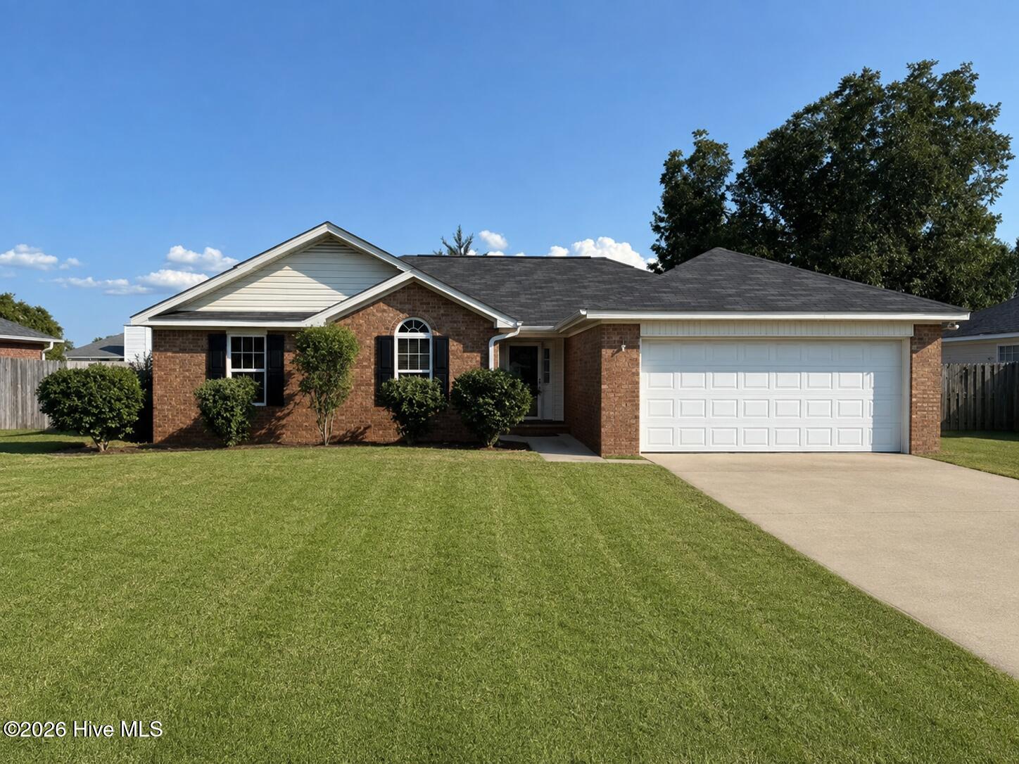 135 Summerfield Circle Property Photo 1