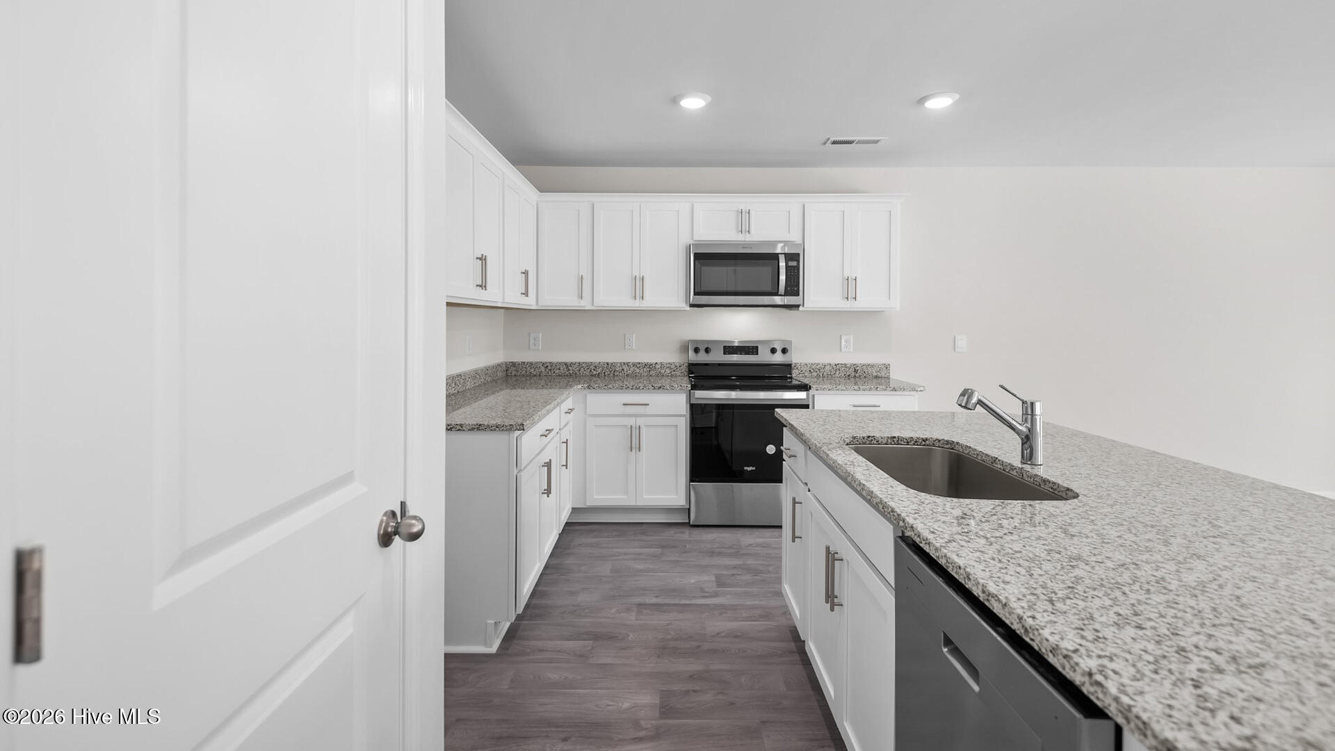 3927 Pasture Lane Property Photo 6