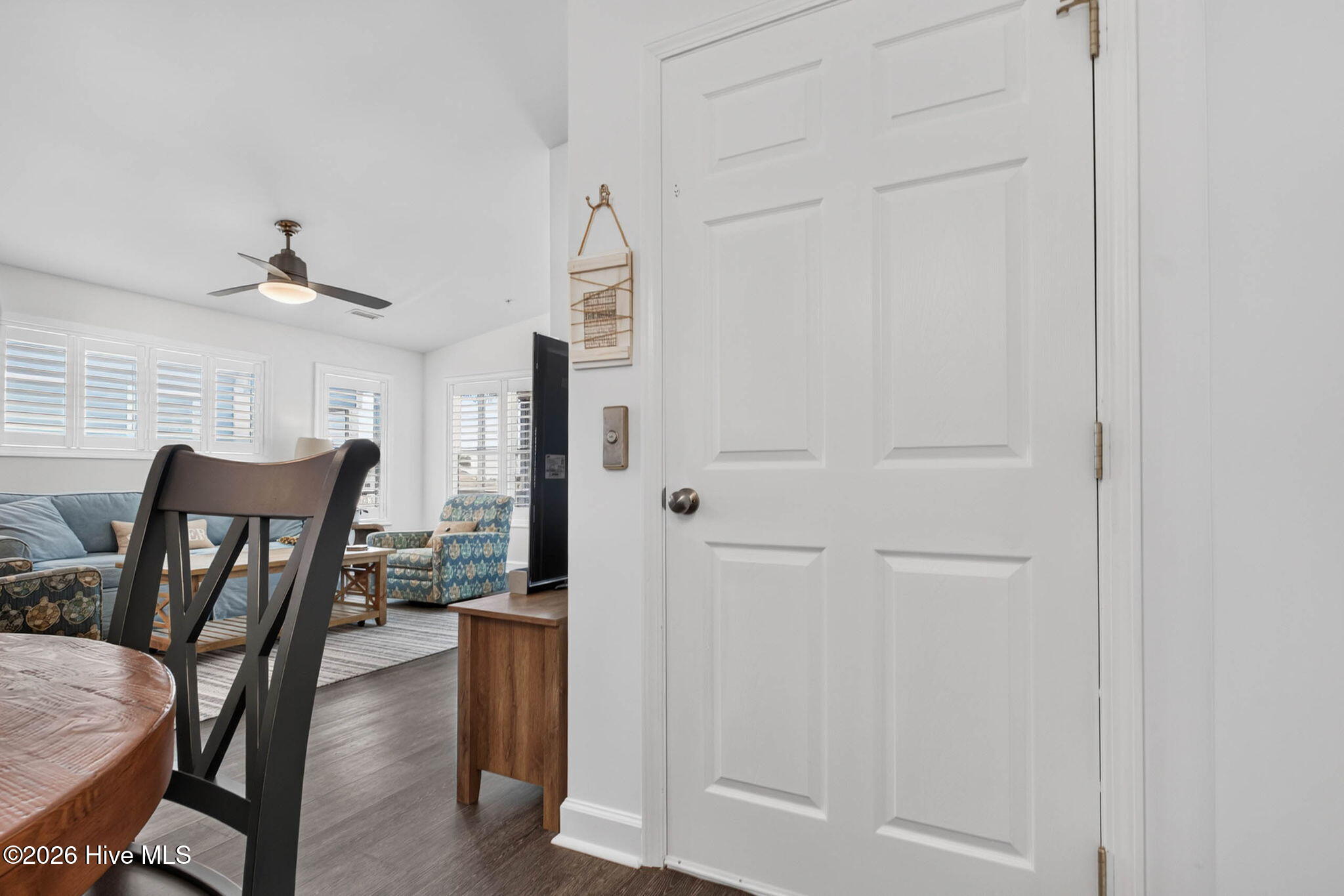 413 27th Street C Property Photo 8