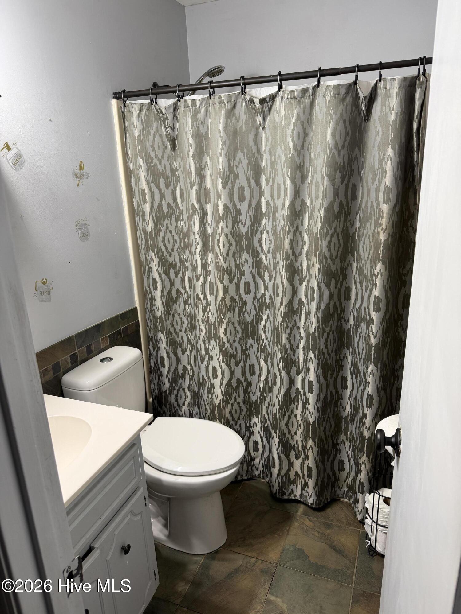 4250 Waylon Drive Property Photo 15