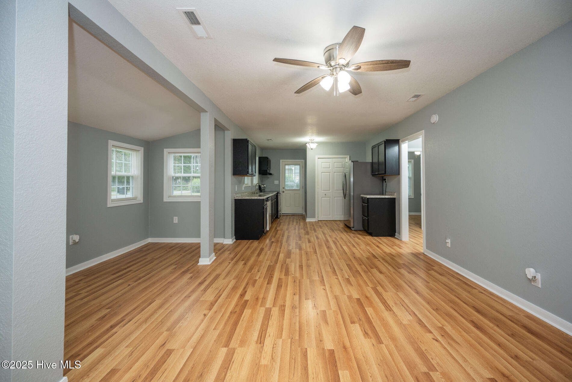 108 Whitehurst Street Property Photo 6
