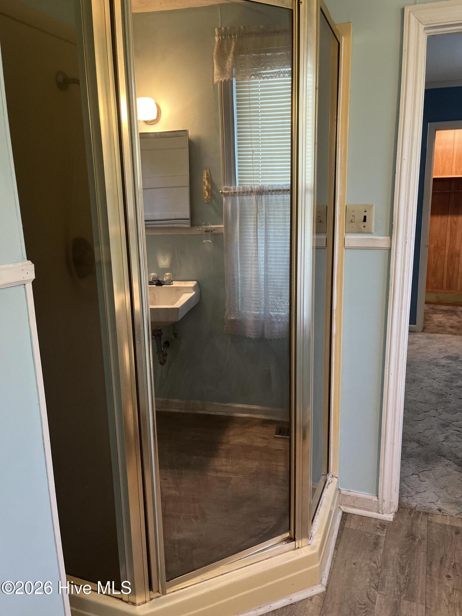 206 Midland Way Property Photo 10