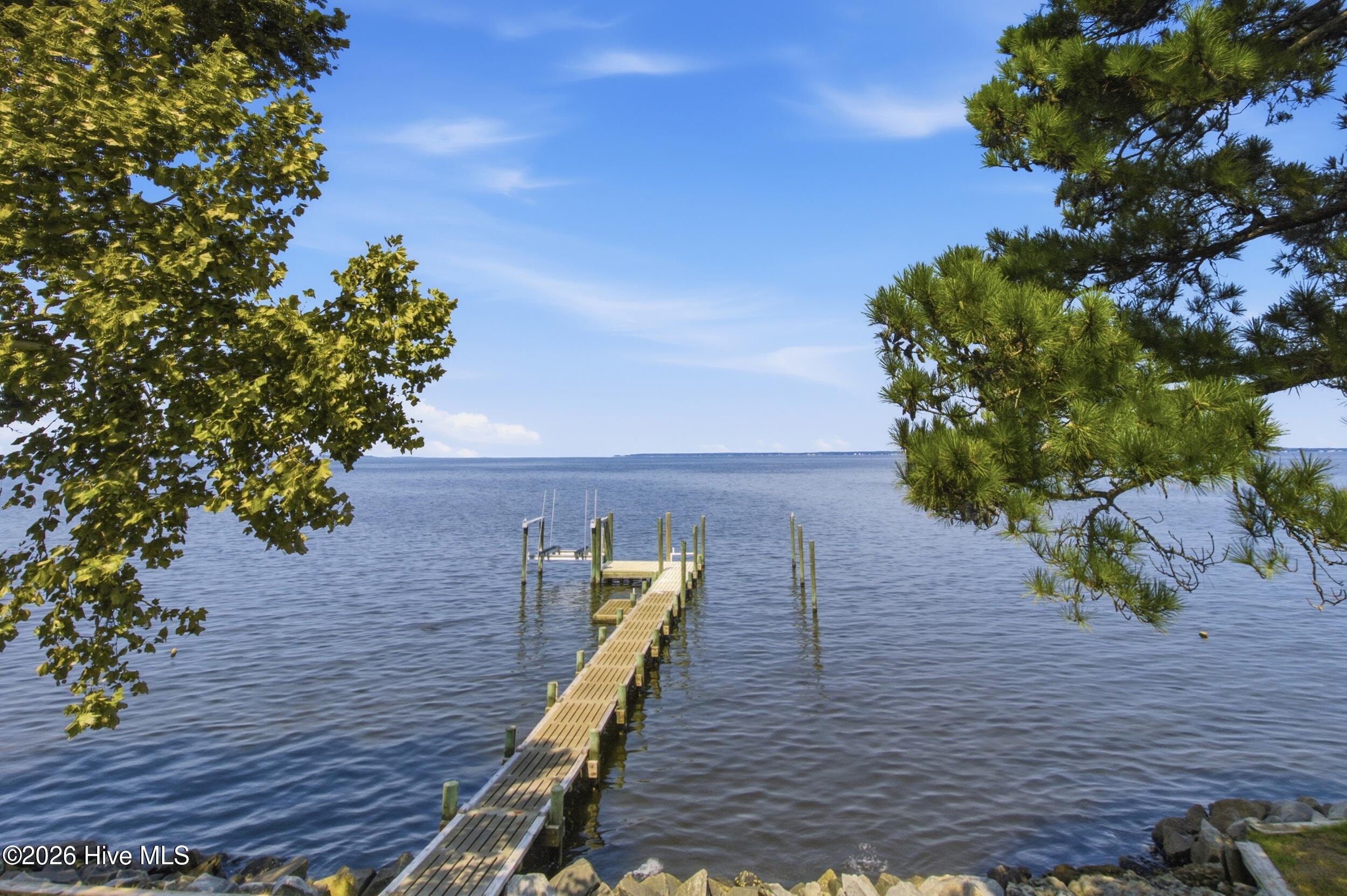 144 Great Neck Road Property Photo 35