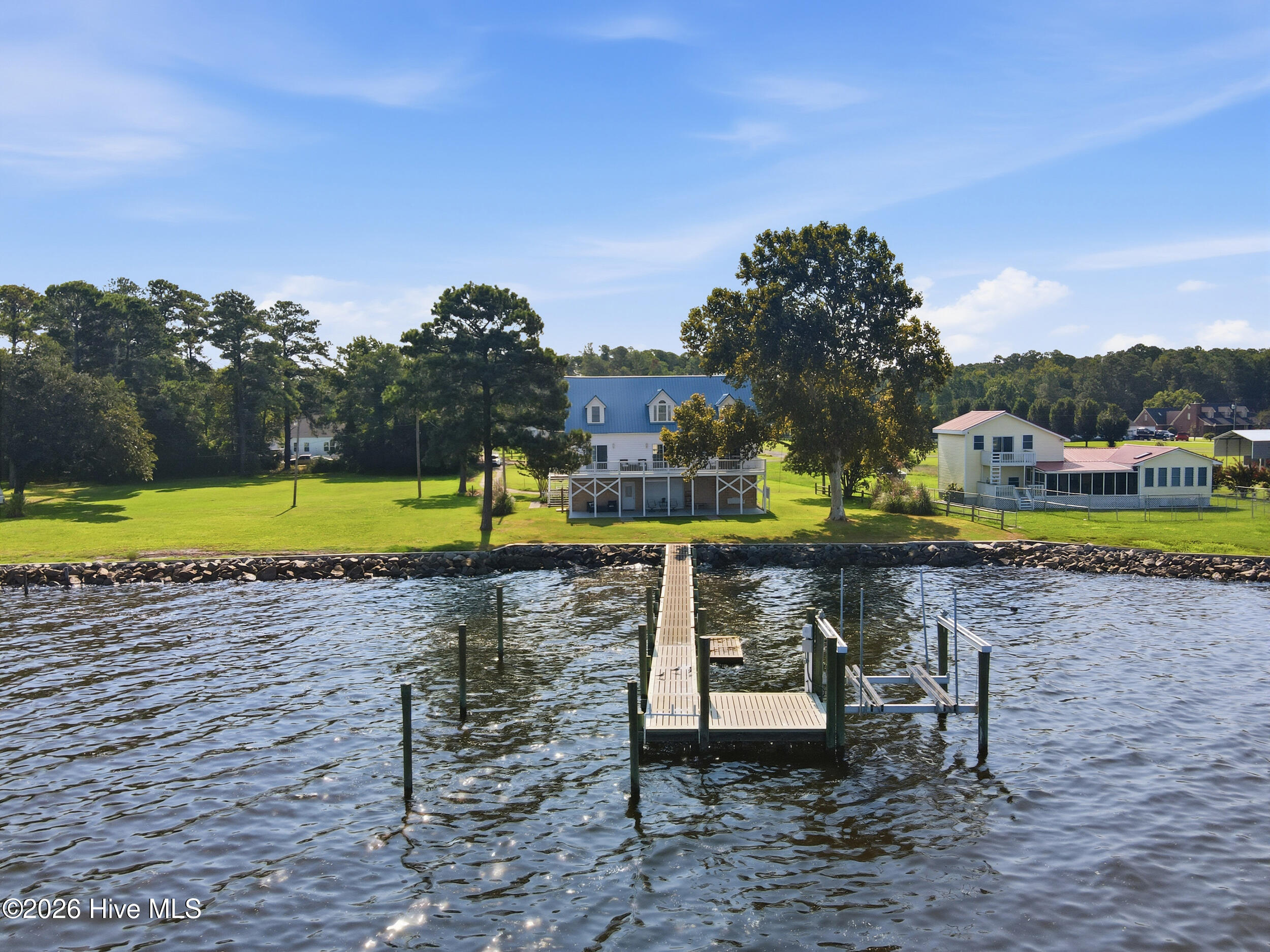 144 Great Neck Road Property Photo 37