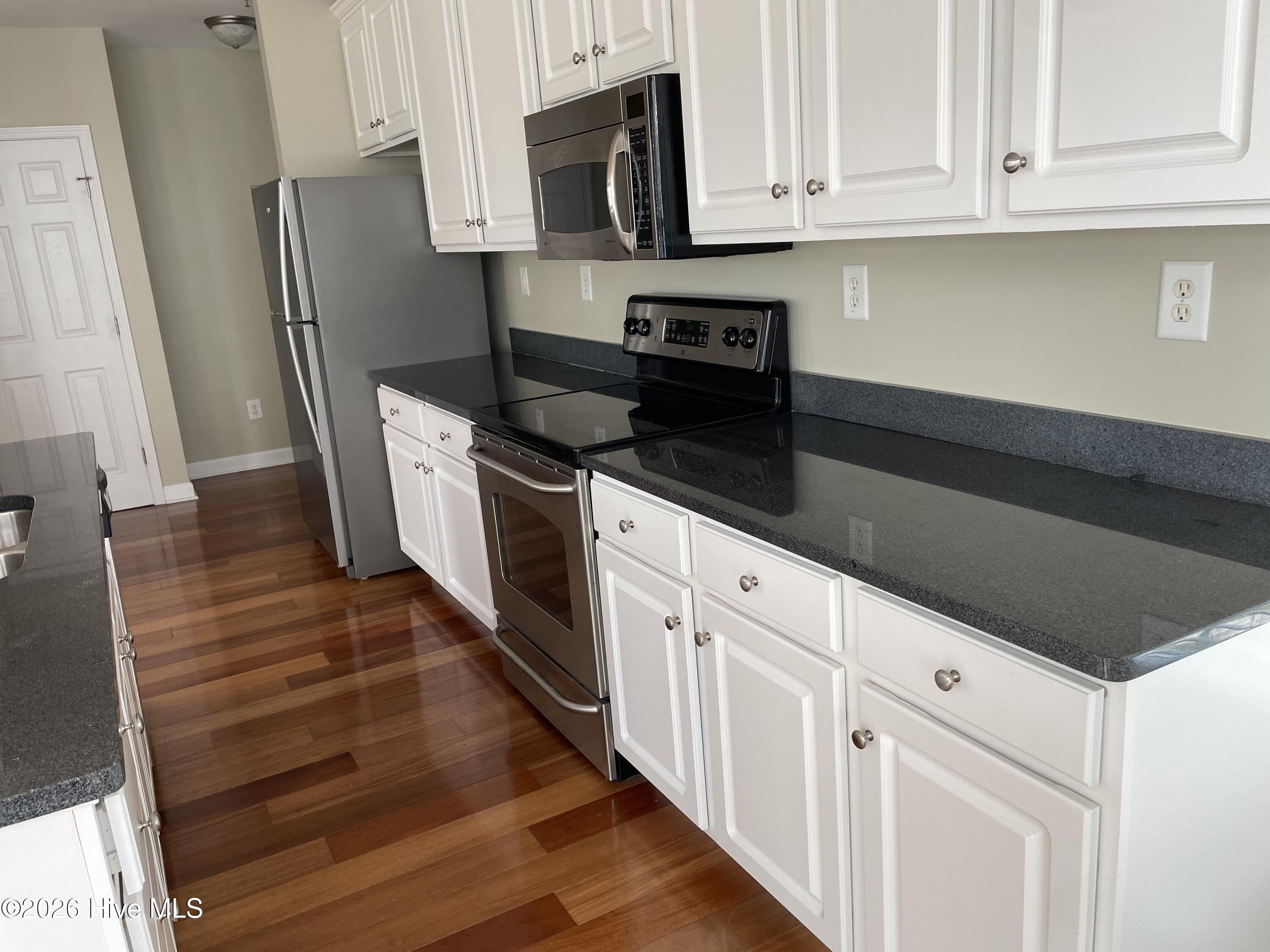 1790 Queen Anne Unit 1 Property Photo 8