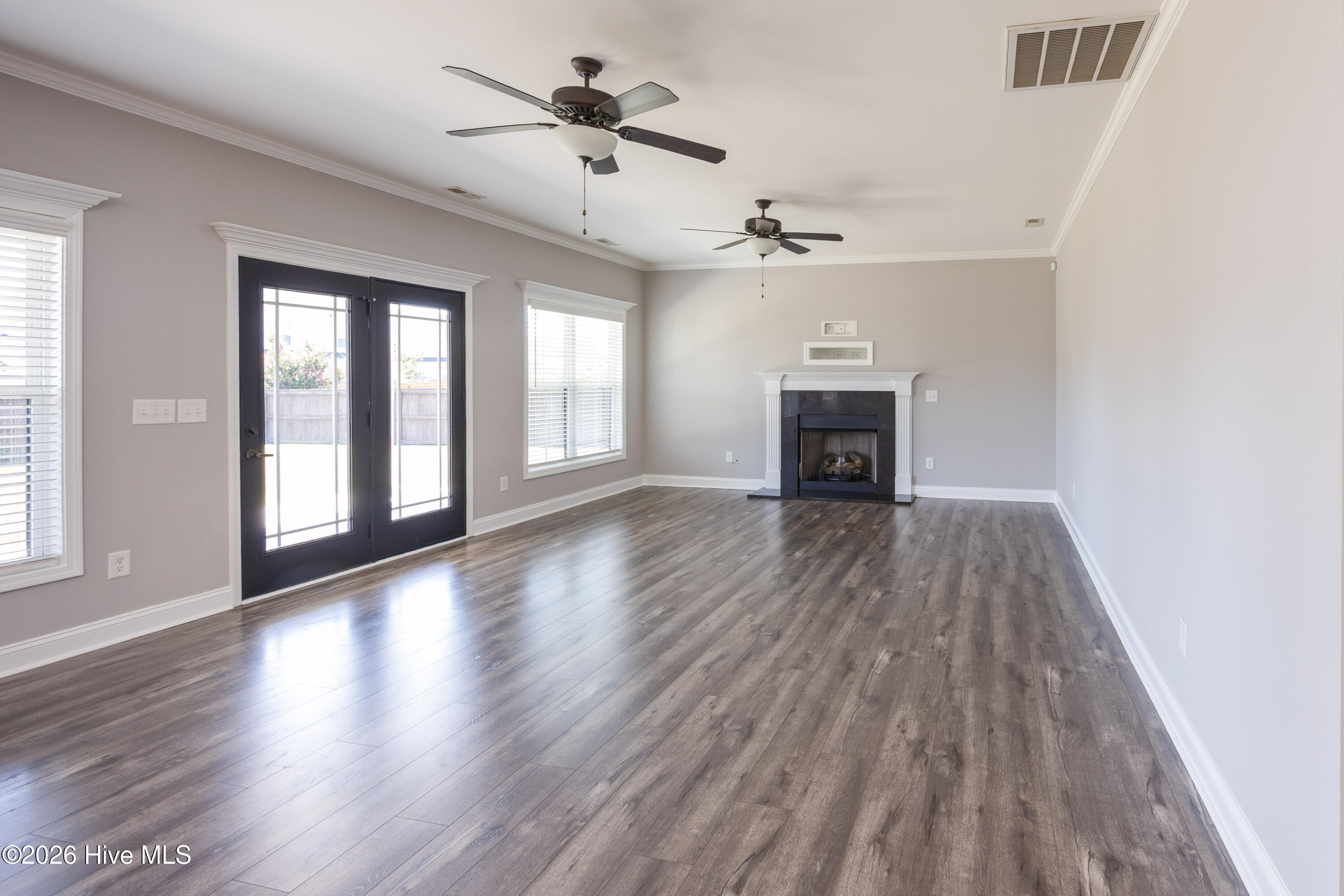 325 Whitestone Drive Property Photo 13