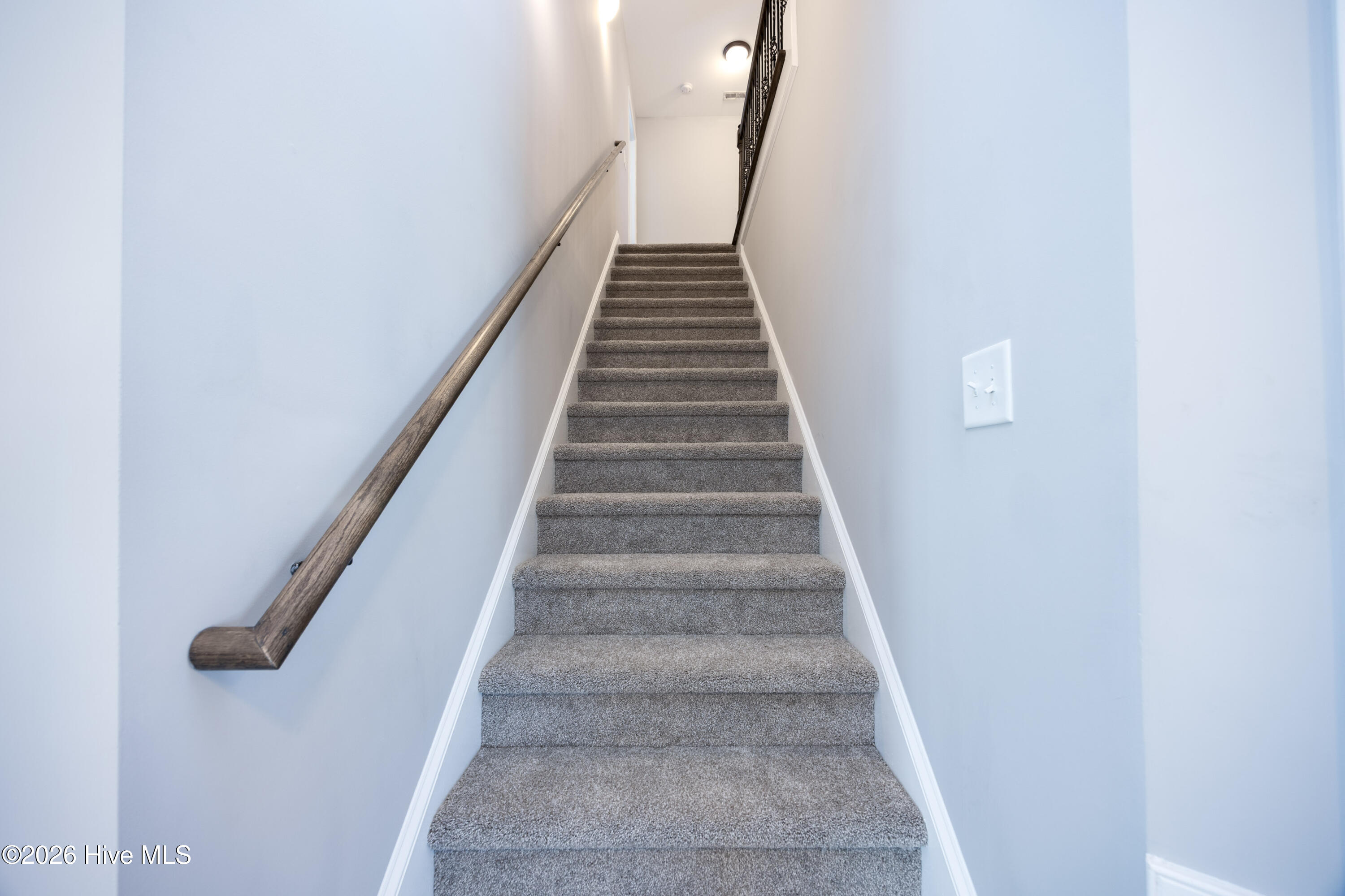 325 Whitestone Drive Property Photo 16