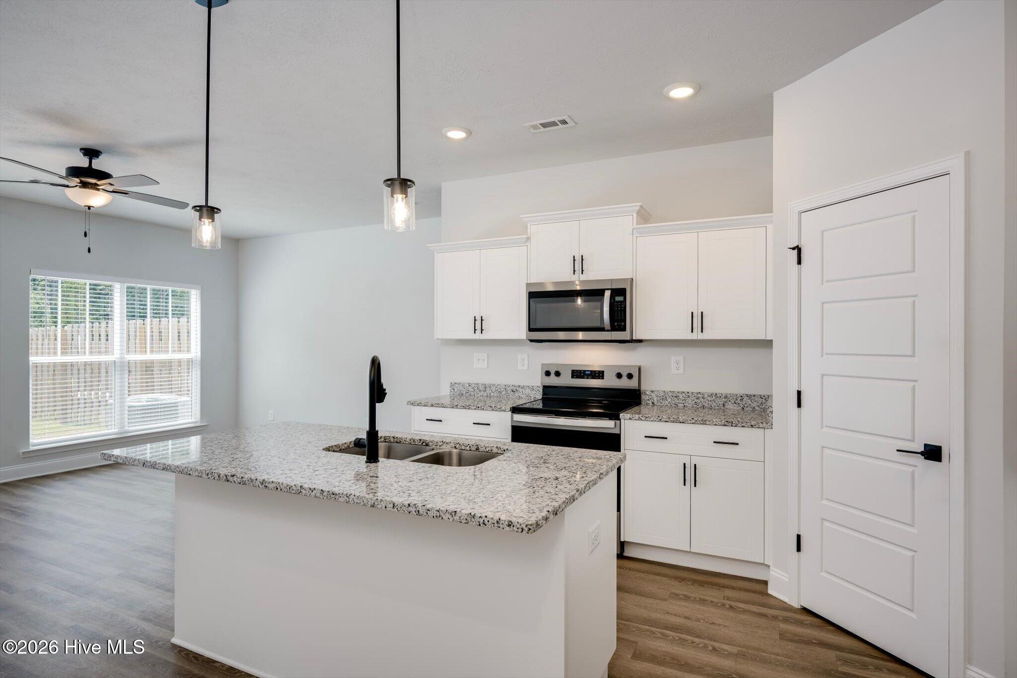 1052 Masterpiece Drive Property Photo 7