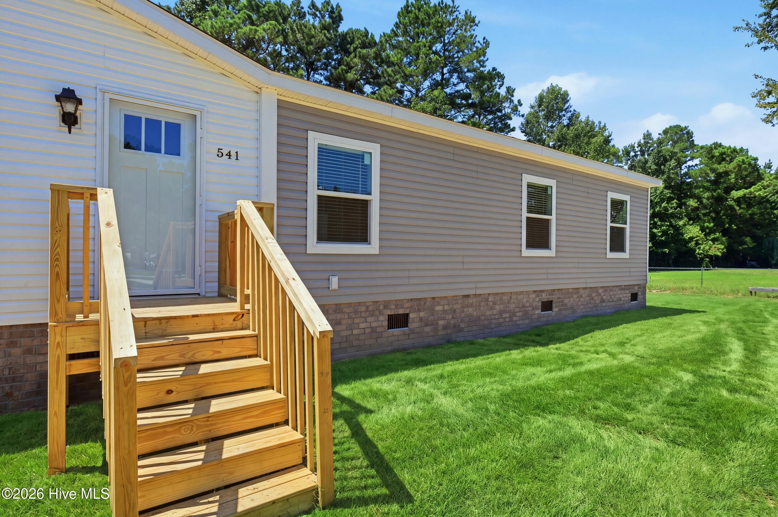 541 Sycamore Drive Property Photo 4