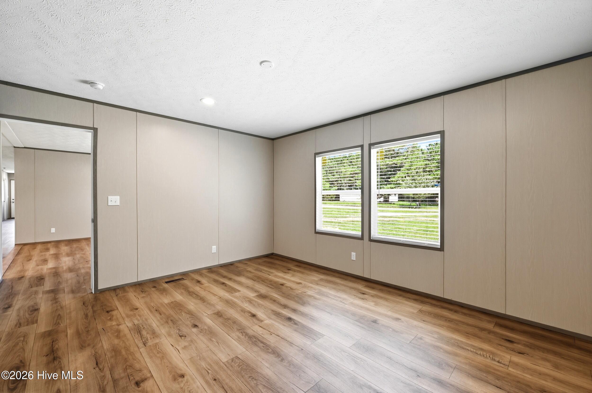 541 Sycamore Drive Property Photo 15