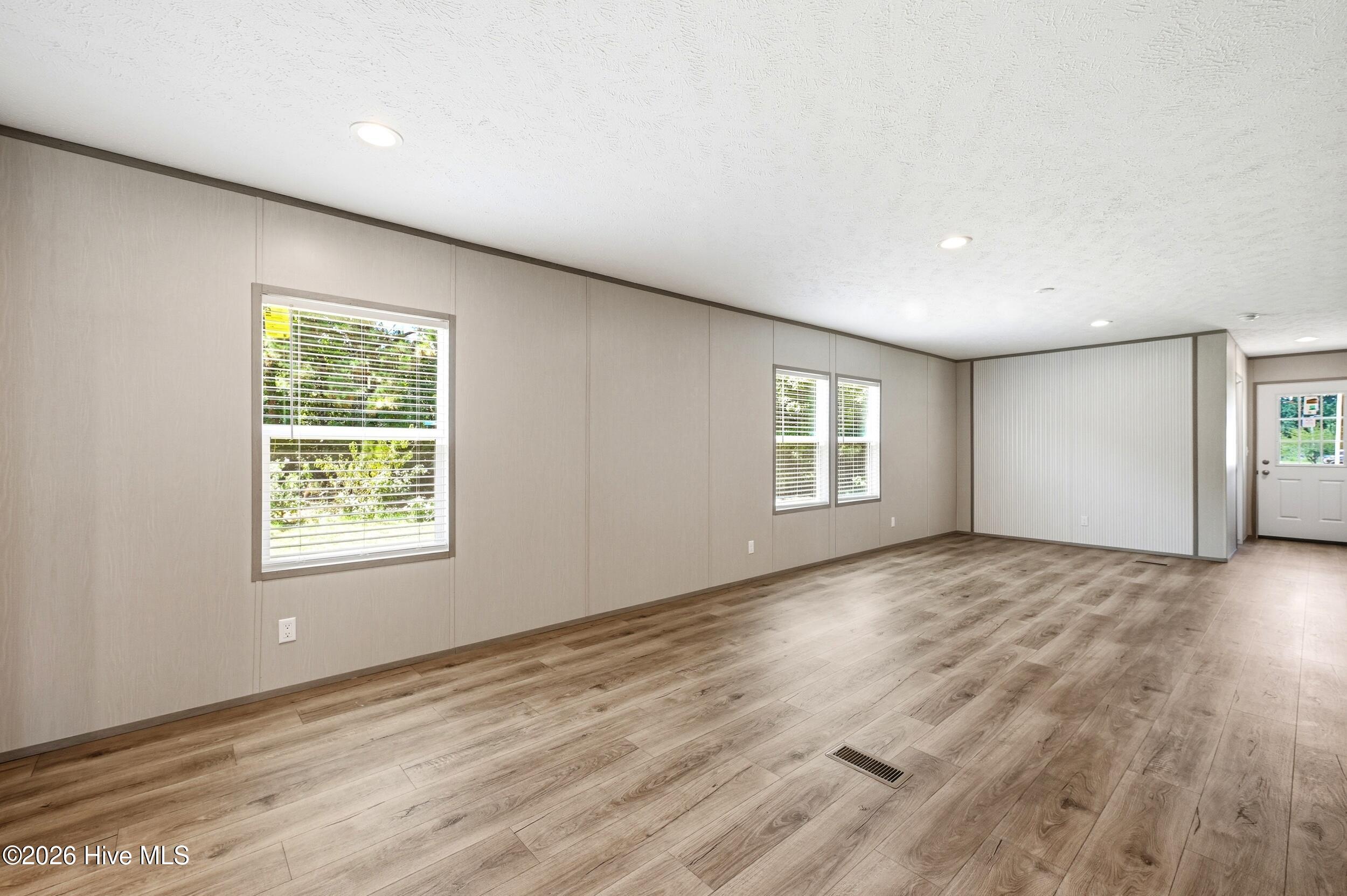 541 Sycamore Drive Property Photo 20