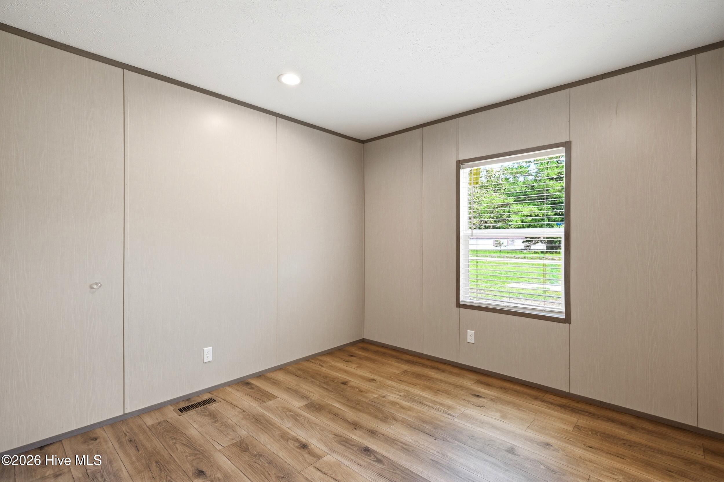 541 Sycamore Drive Property Photo 27