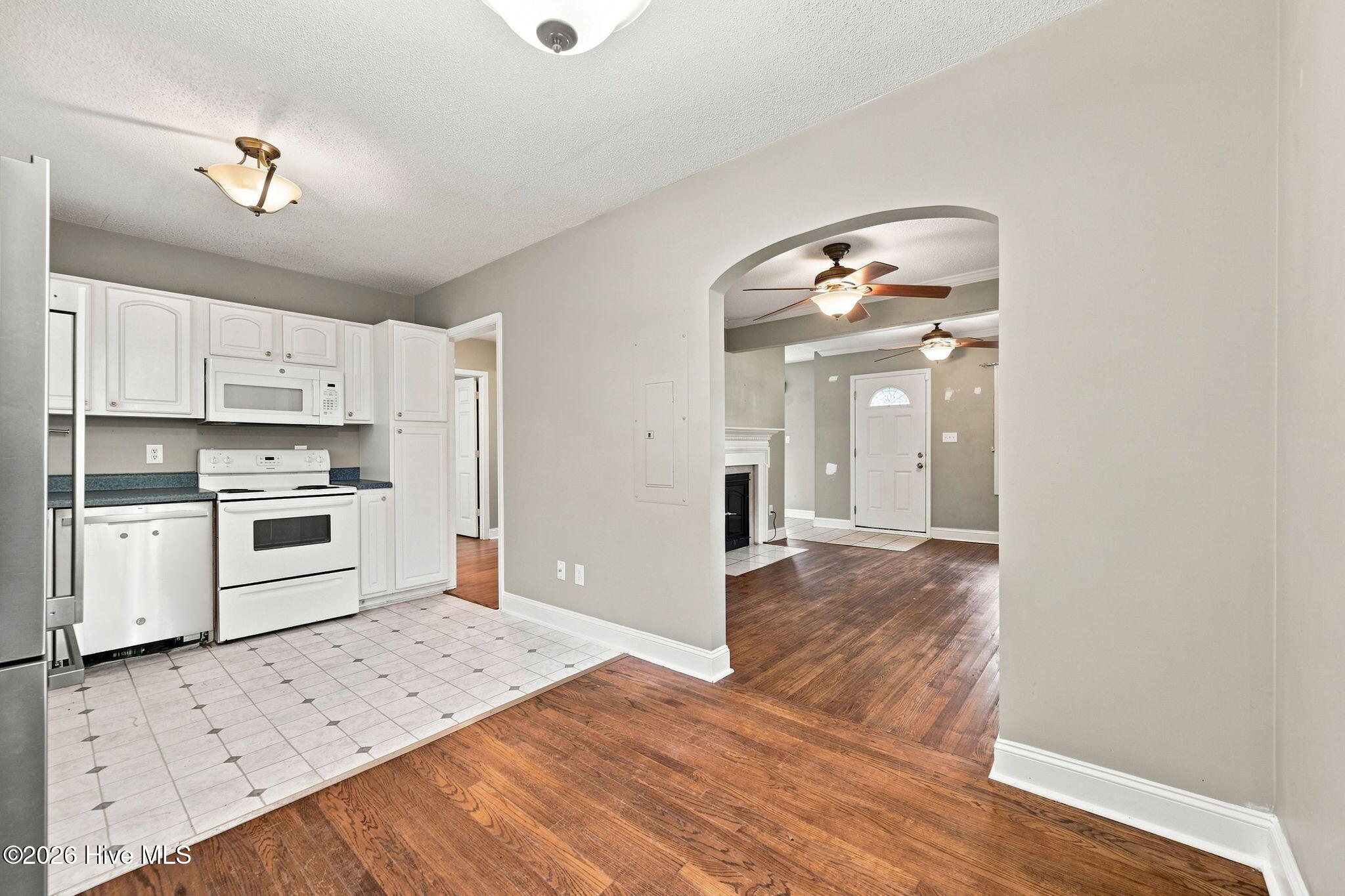 32 E Bayshore Boulevard Property Photo 9