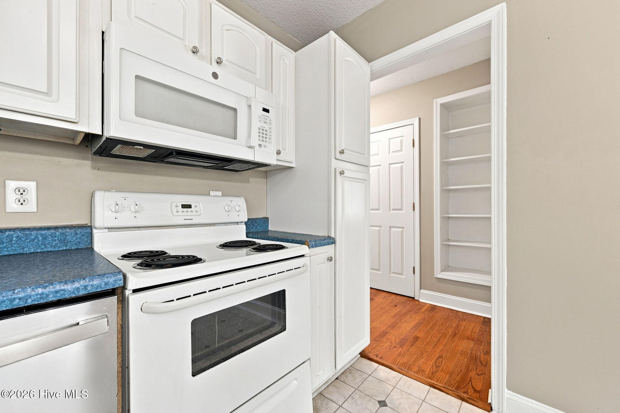 32 E Bayshore Boulevard Property Photo 13