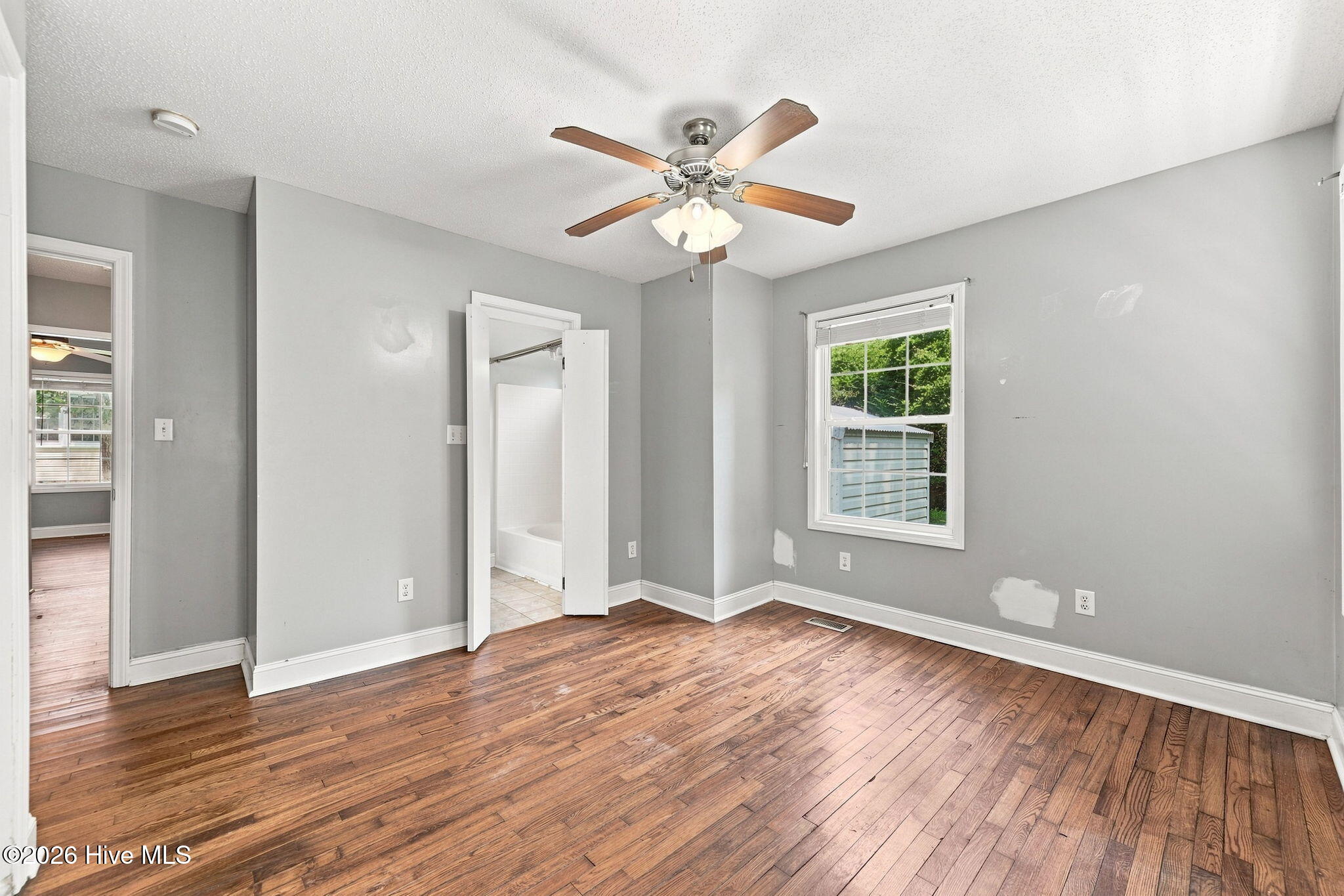 32 E Bayshore Boulevard Property Photo 16