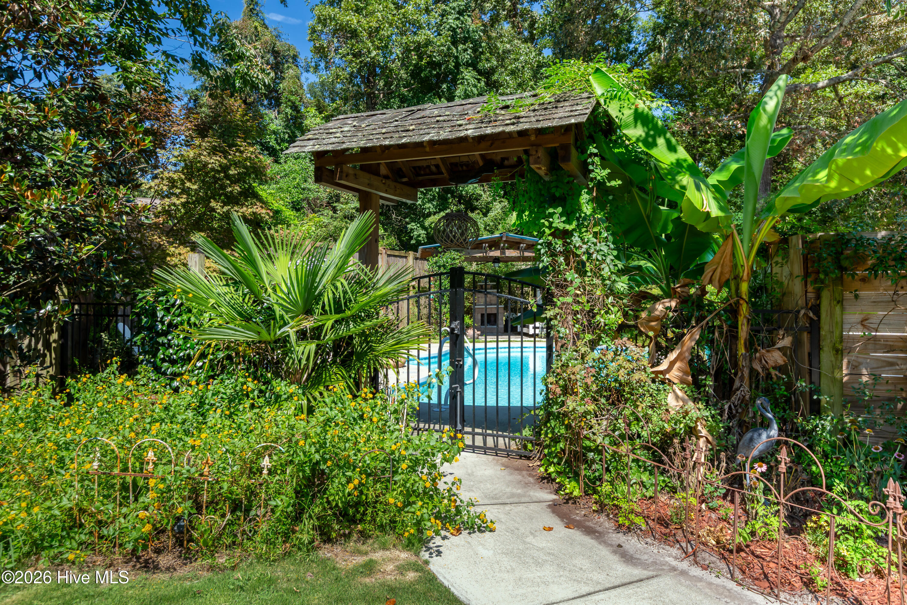 2417 Oakview Drive Property Photo 42