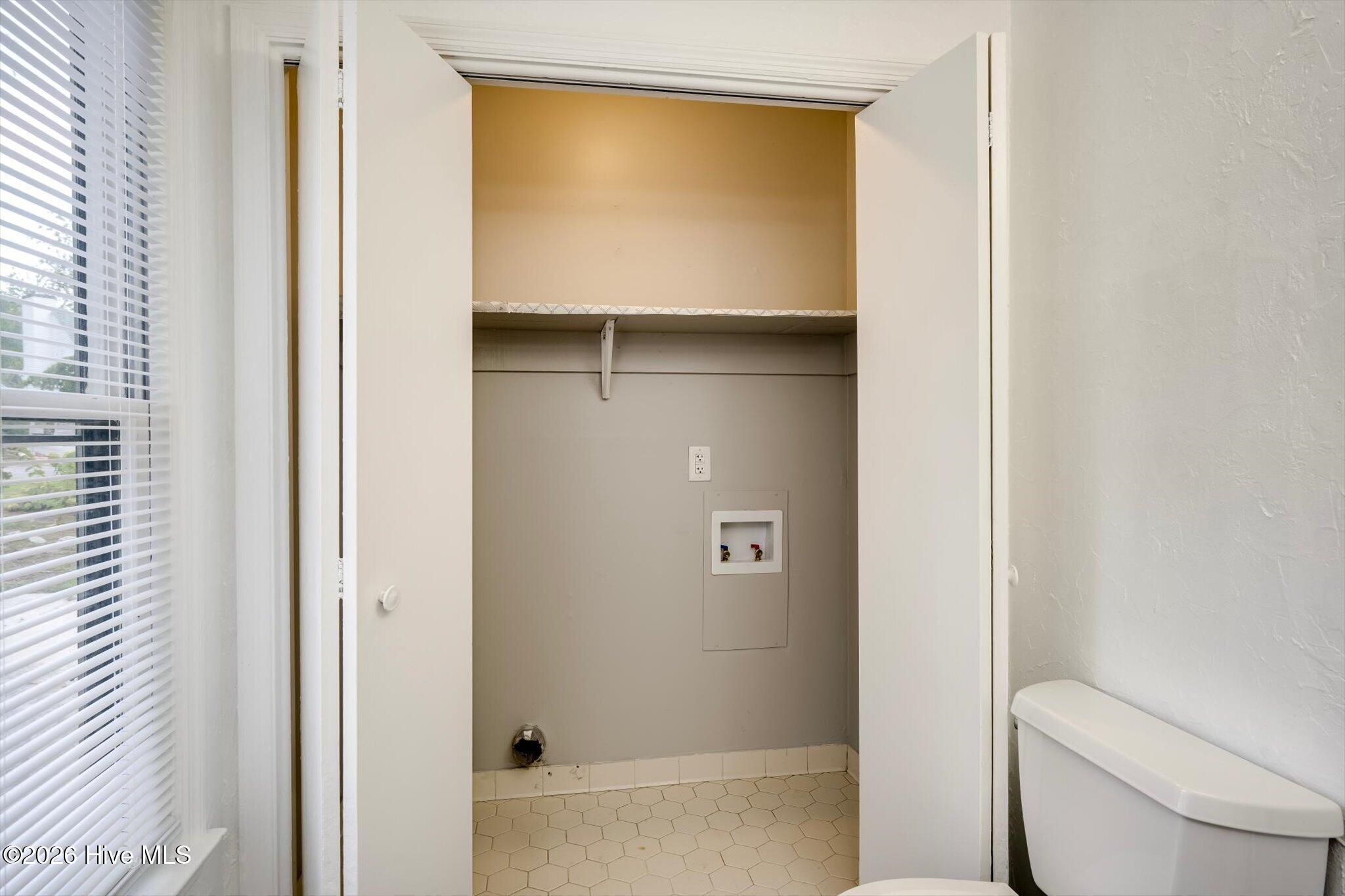 210 Waters Way Property Photo 7