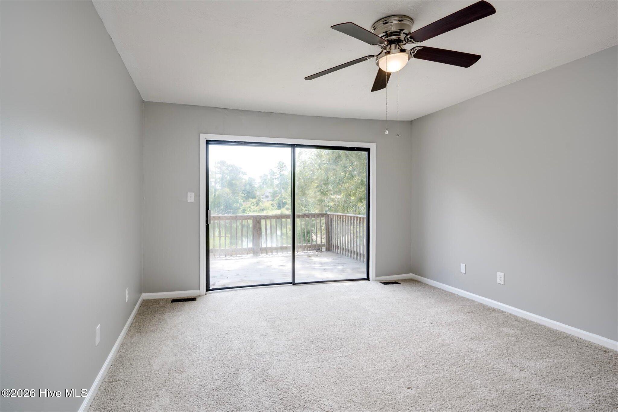 210 Waters Way Property Photo 19