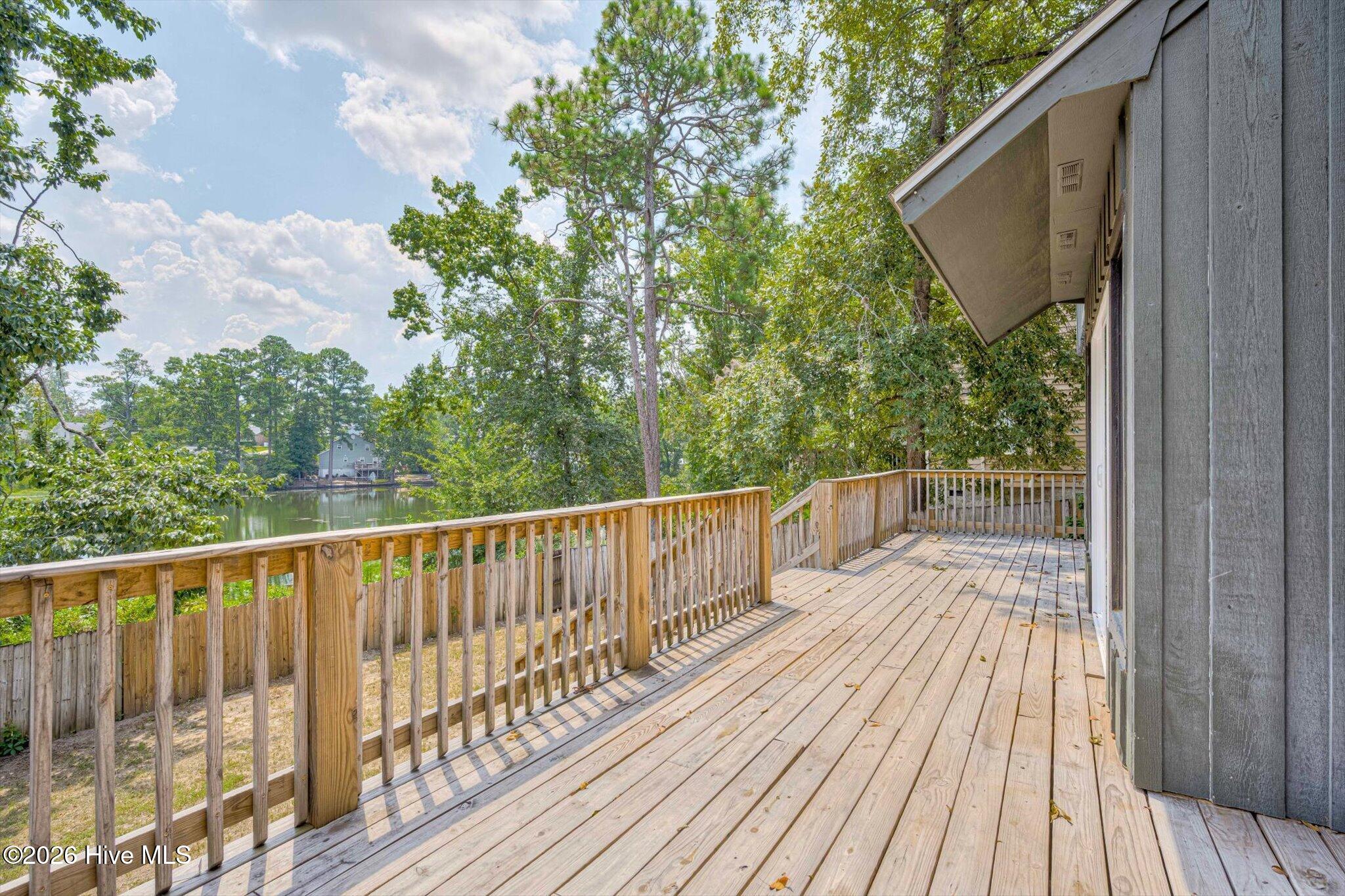 210 Waters Way Property Photo 33